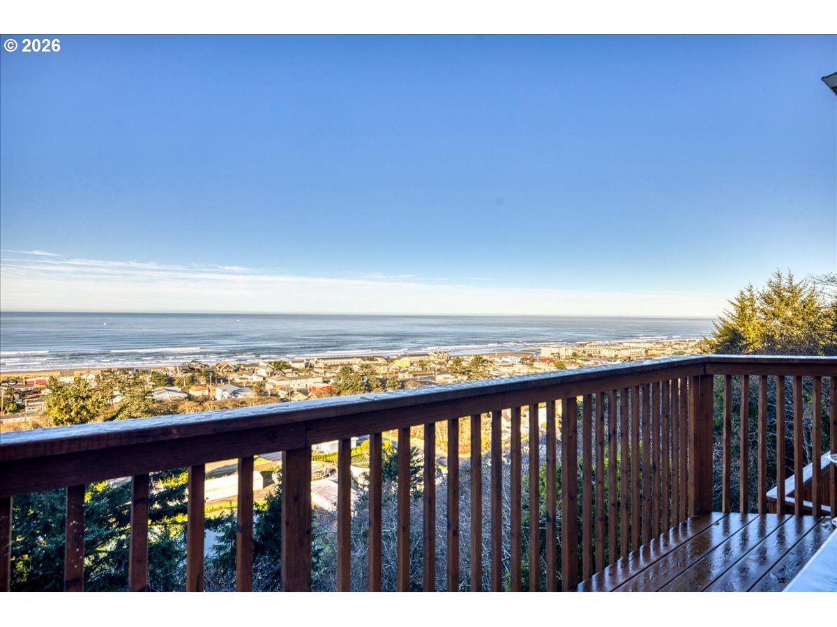 333 PACIFIC VIEW DR, Rockaway Beach, OR, 97136