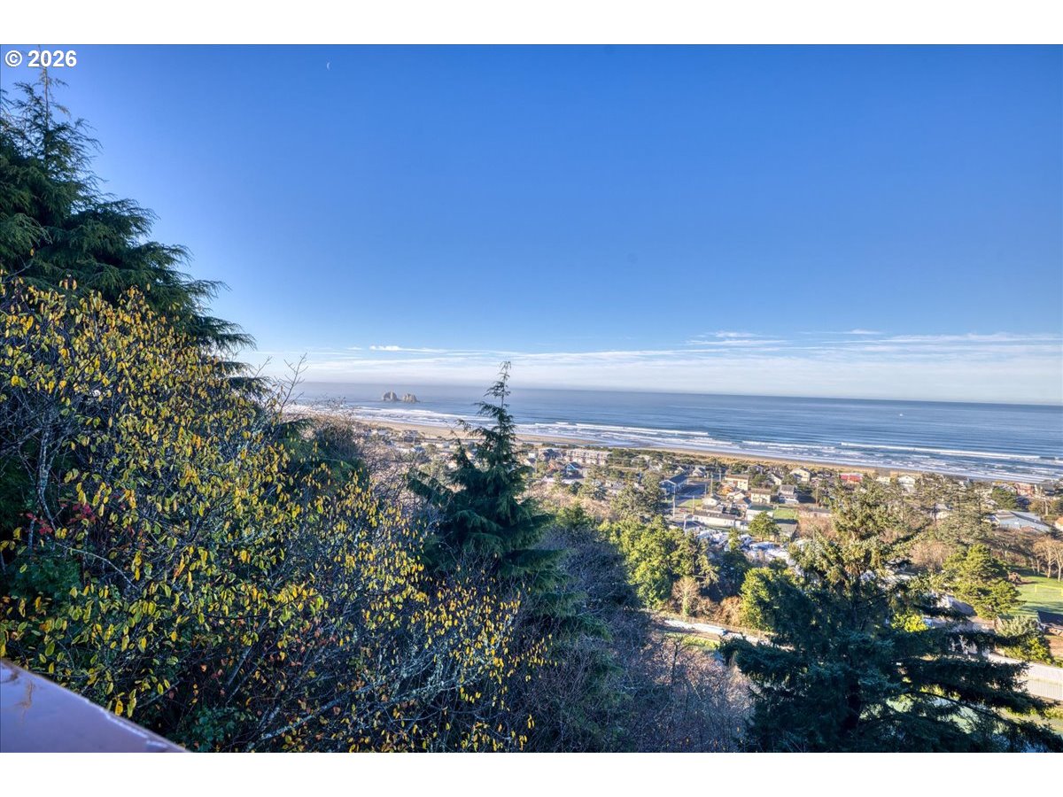 333 PACIFIC VIEW DR, Rockaway Beach, OR, 97136
