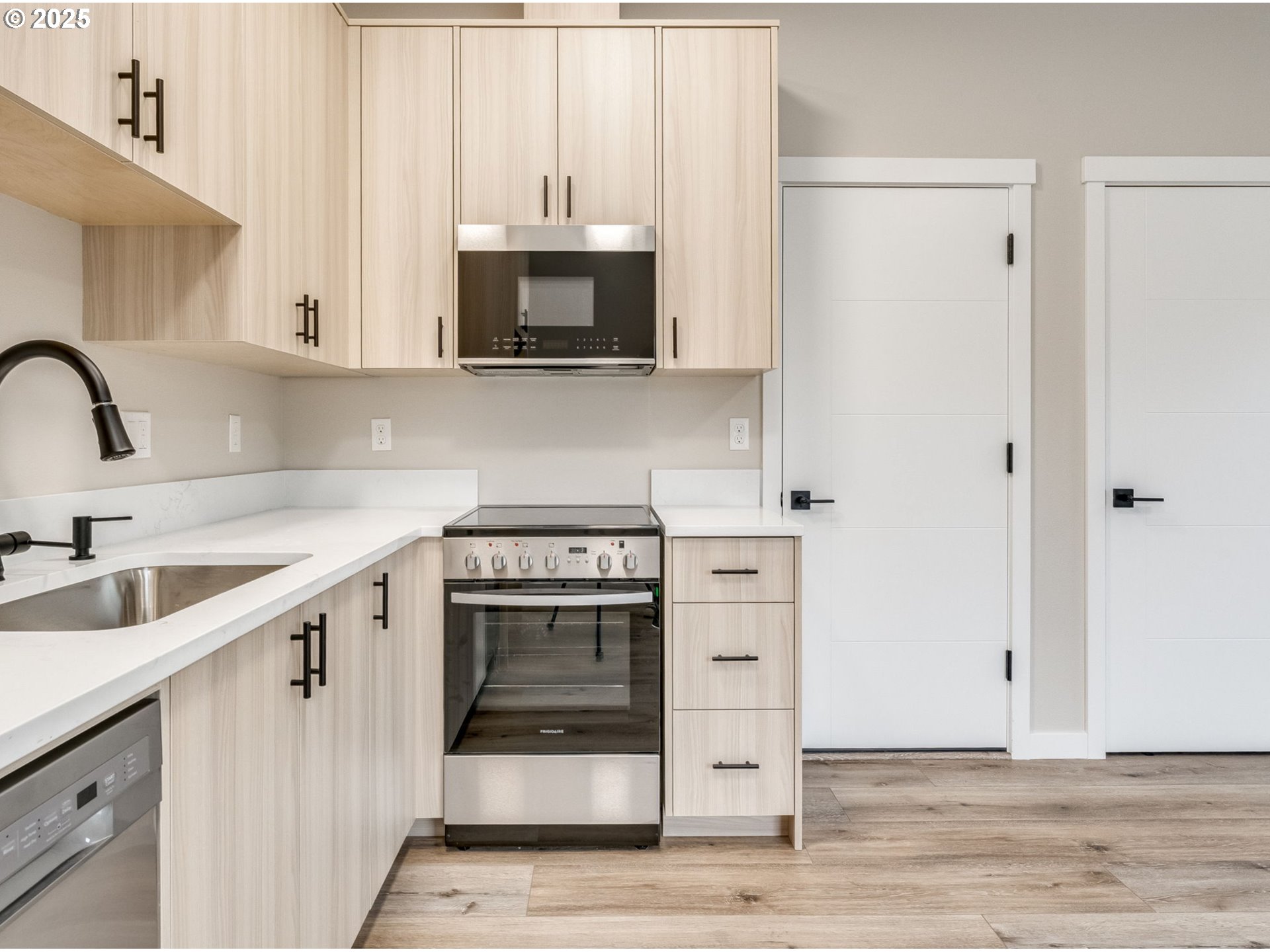 Photo #11: 519898929 Listing: Photo #11