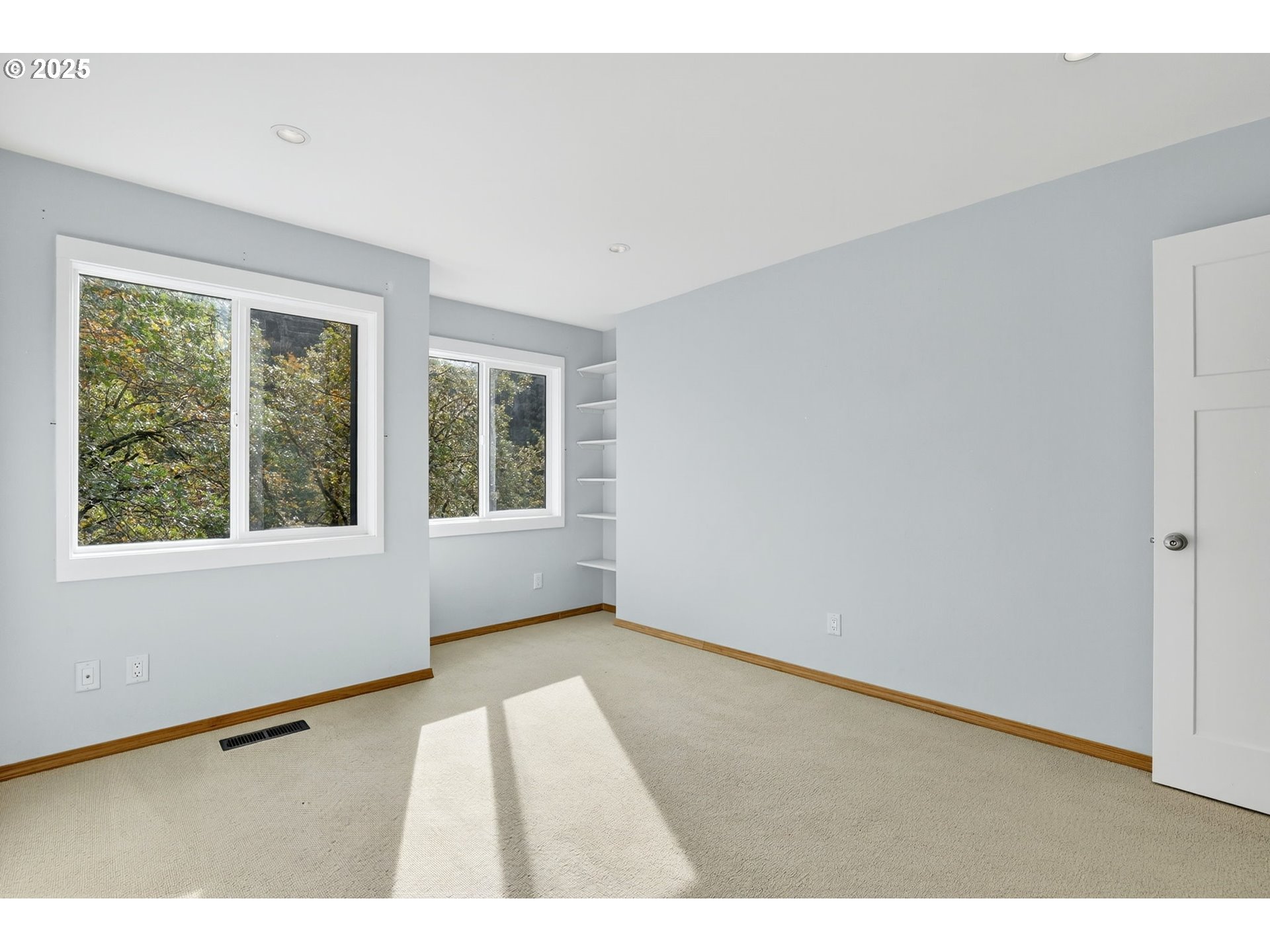 Photo #10: 520308782 Listing: Photo #10