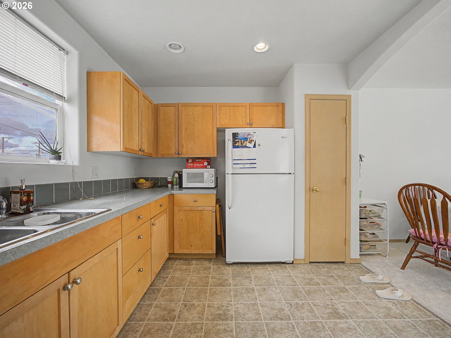 3233 SE 122 UNIT D, Portland, OR, 97236