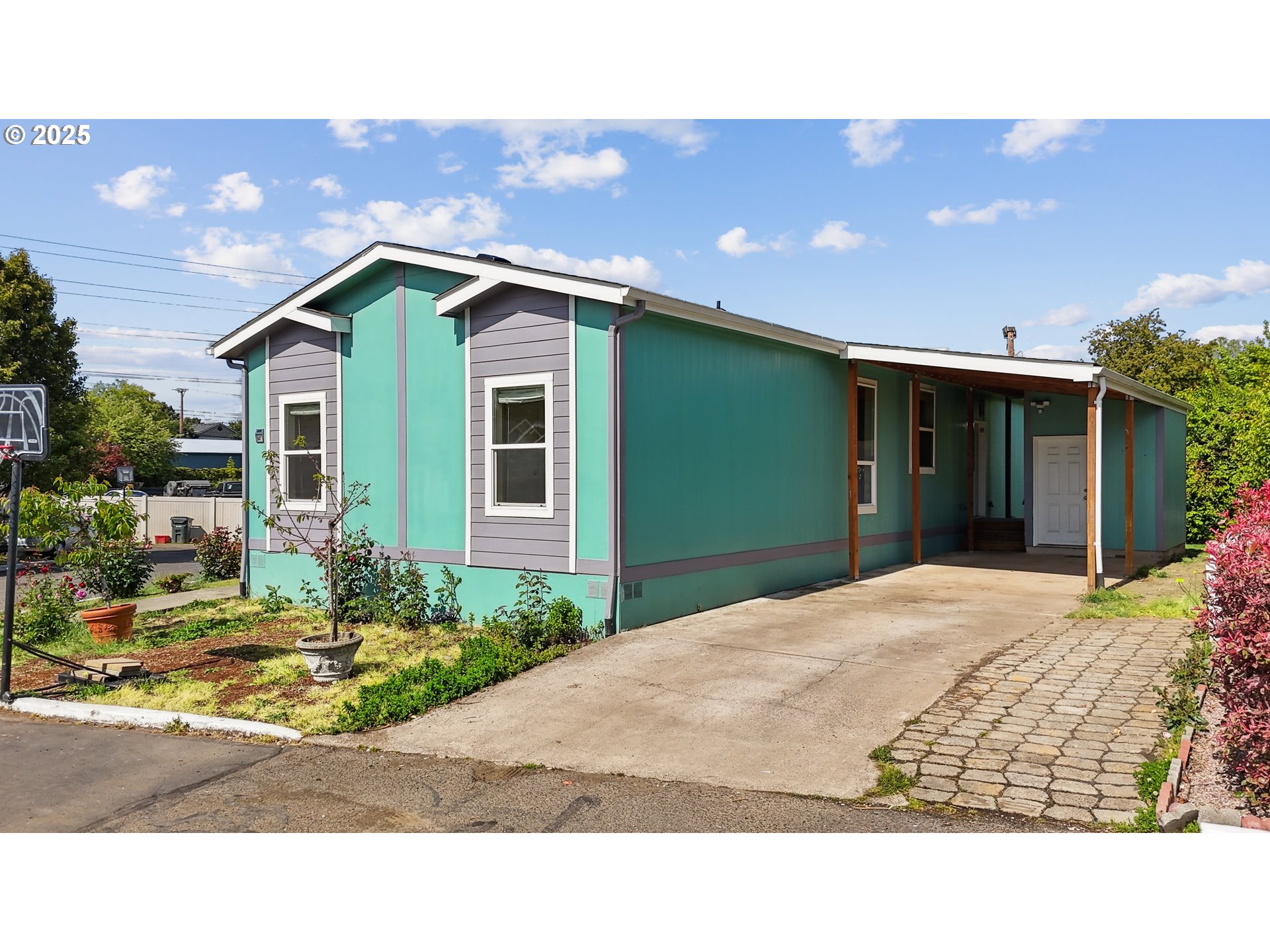 547 SW GEORGETOWN WAY UNIT 27, Beaverton, OR, 97006