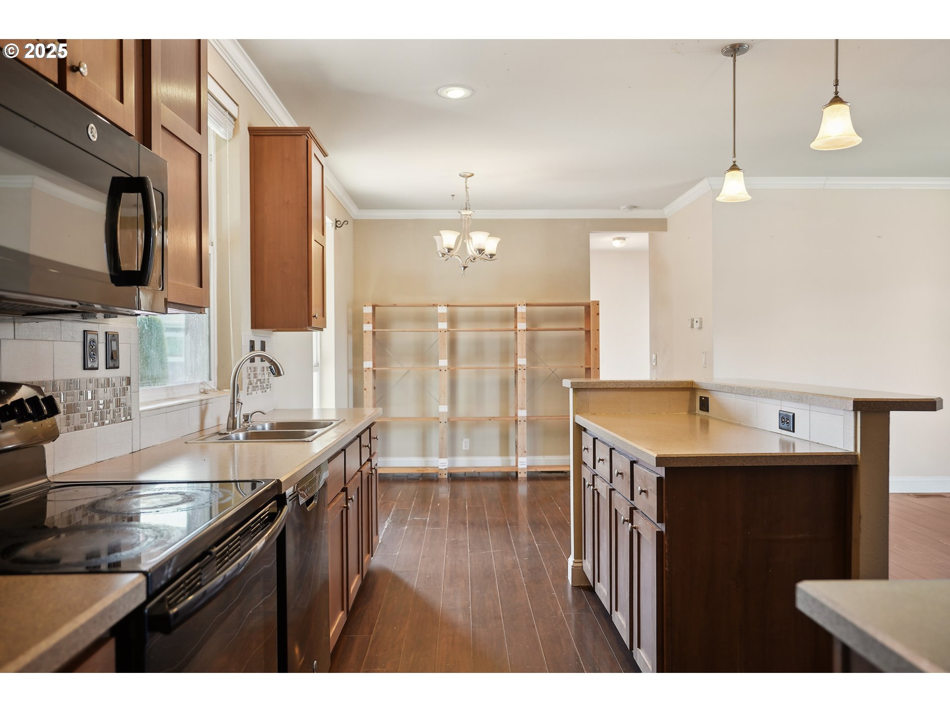 547 SW GEORGETOWN WAY UNIT 27, Beaverton, OR, 97006