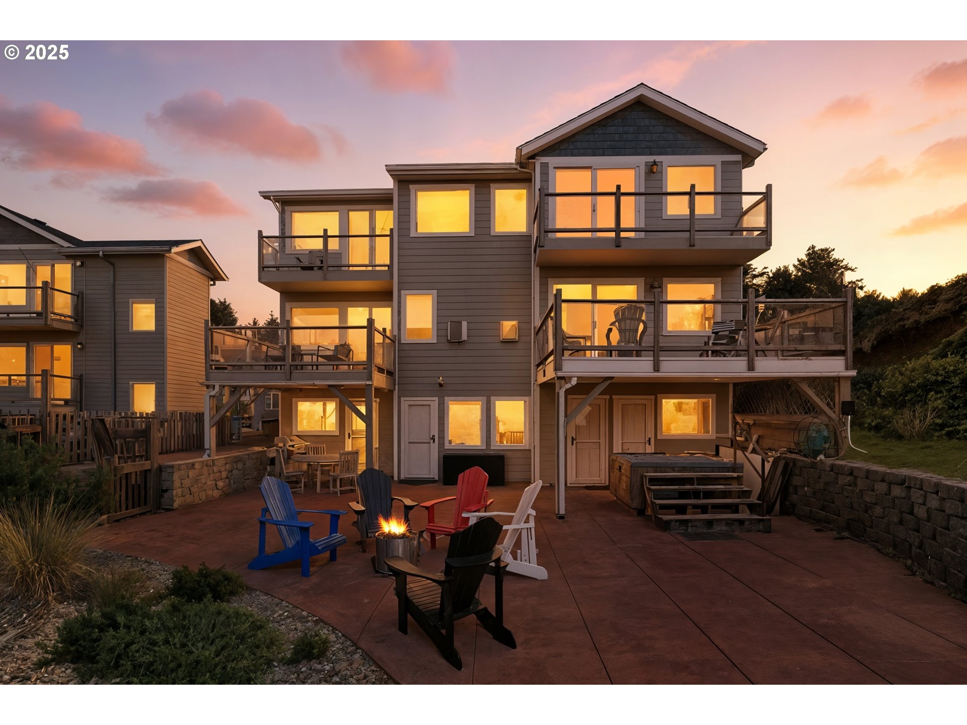 2417/2419 SW MONTGOMERY DR, Portland, OR, 97201