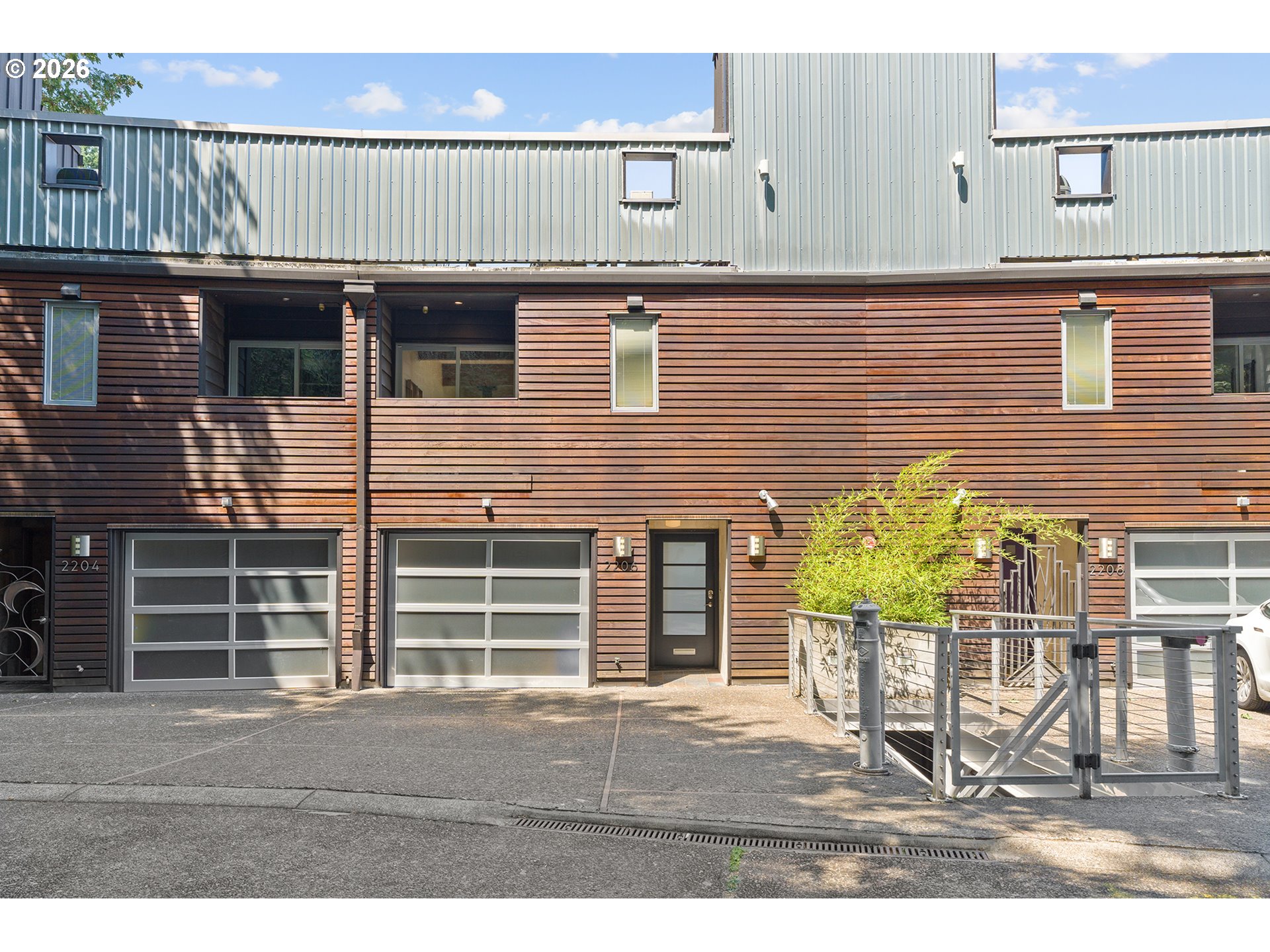 Photo #1: 523583845 Listing: Photo #1