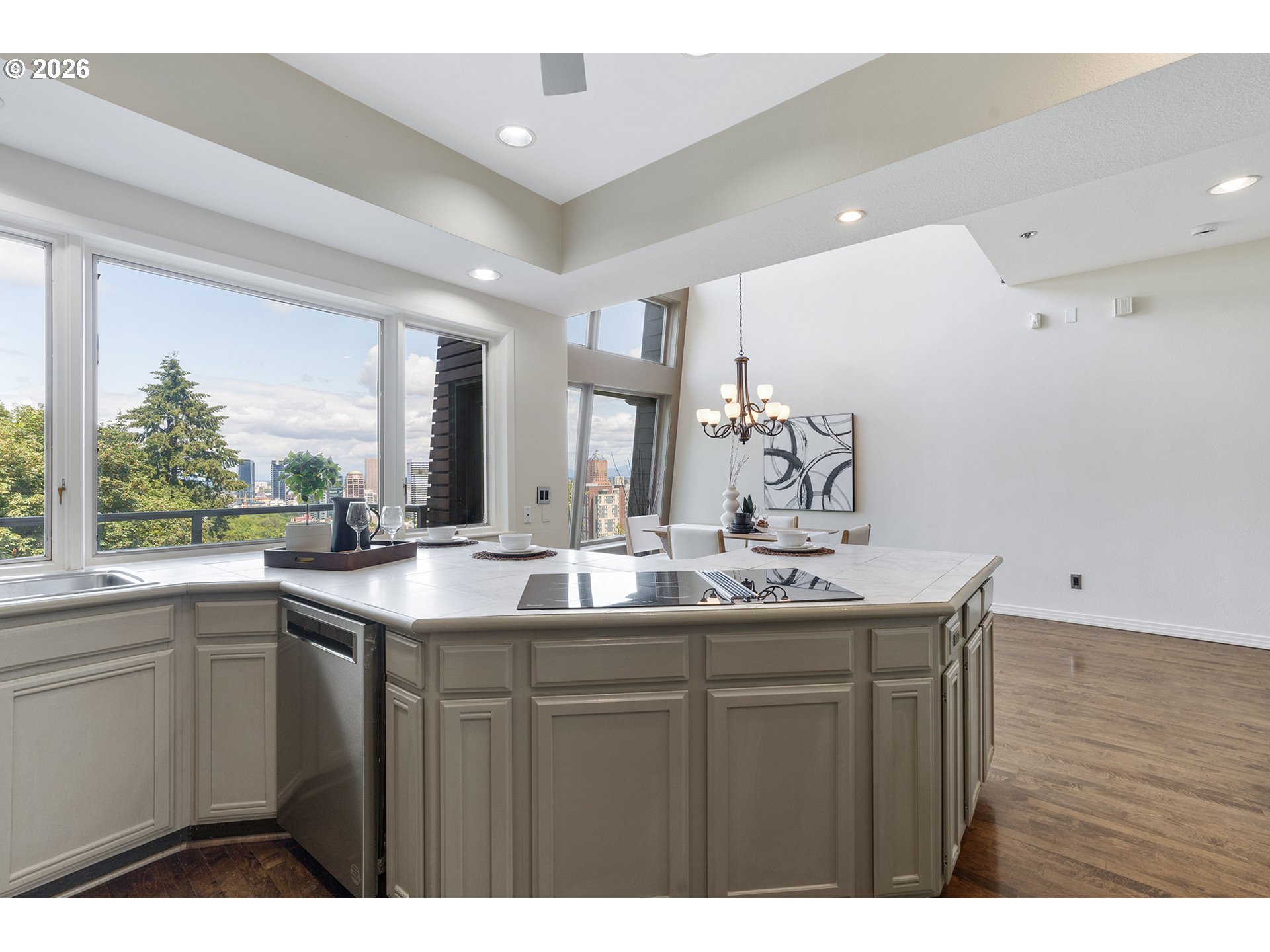 Photo #6: 523583845 Listing: Photo #6