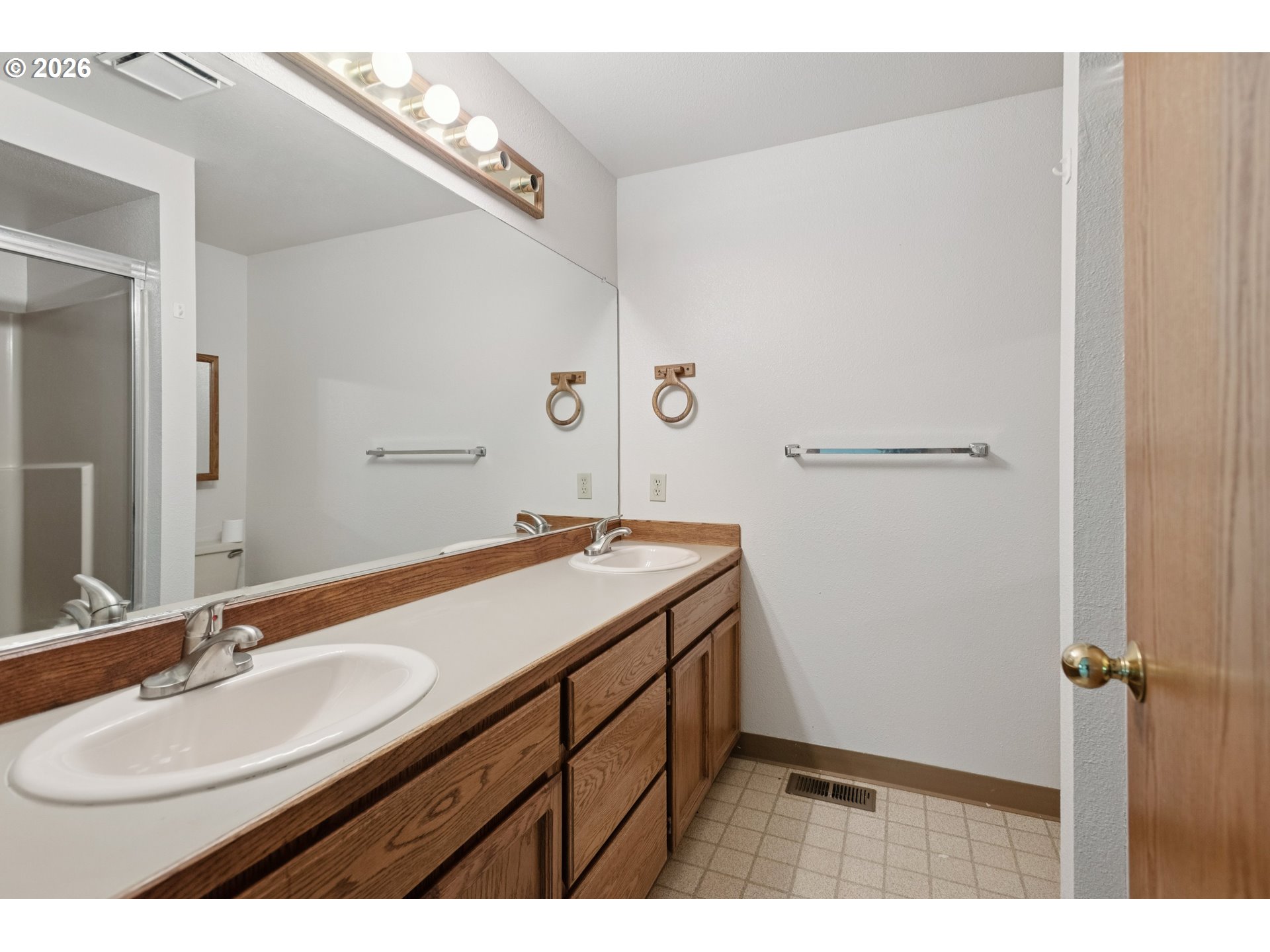 Photo #18: 523626380 Listing: Photo #18