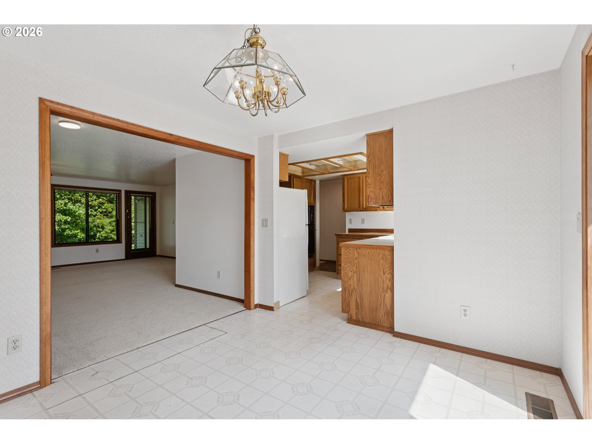 Photo #11: 523626380 Listing: Photo #11