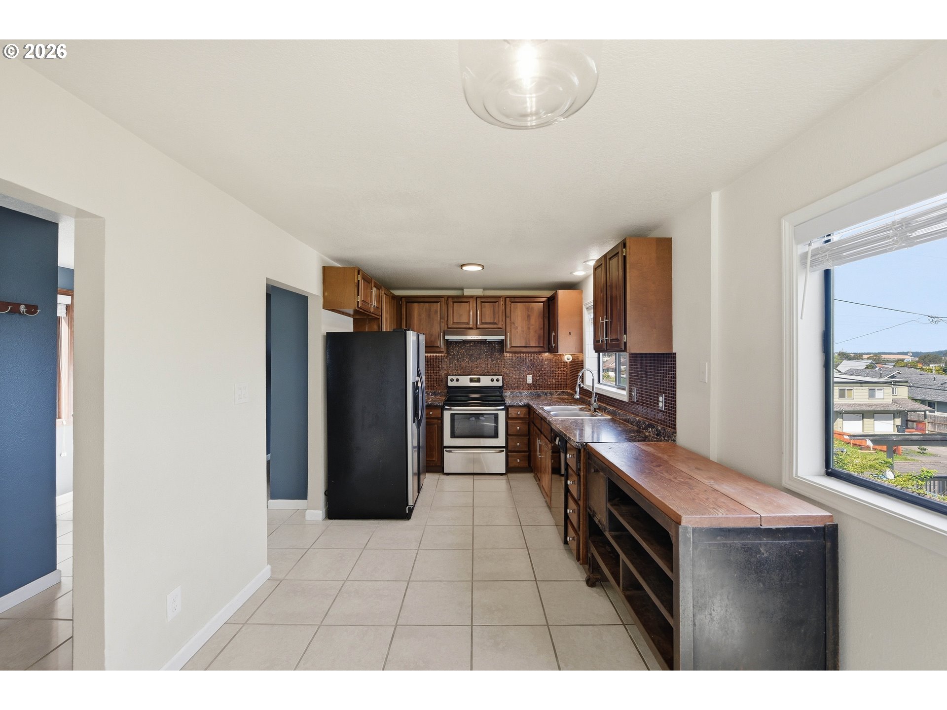 2149 HAMILTON ST, North Bend, OR, 97459