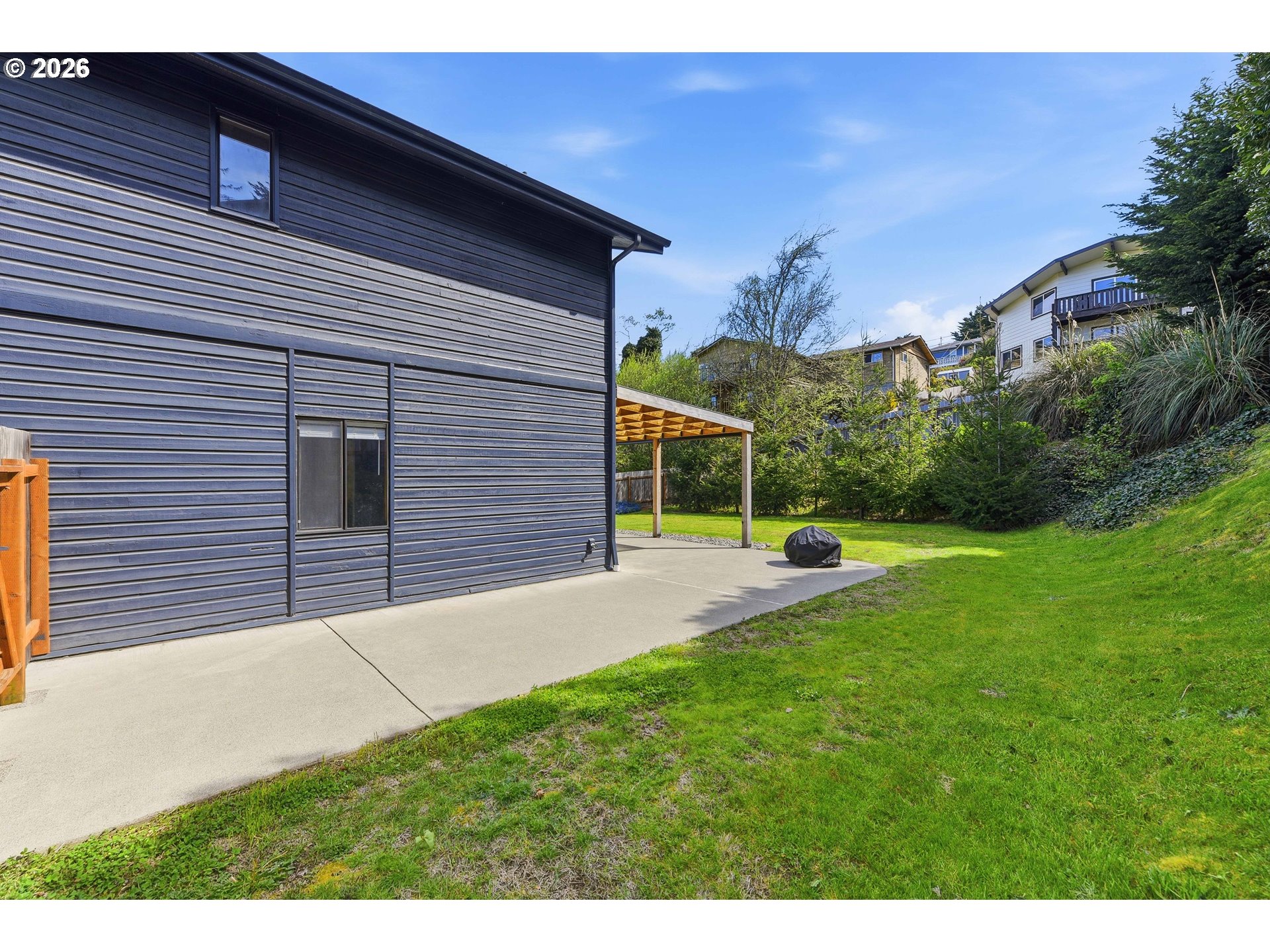 2149 HAMILTON ST, North Bend, OR, 97459