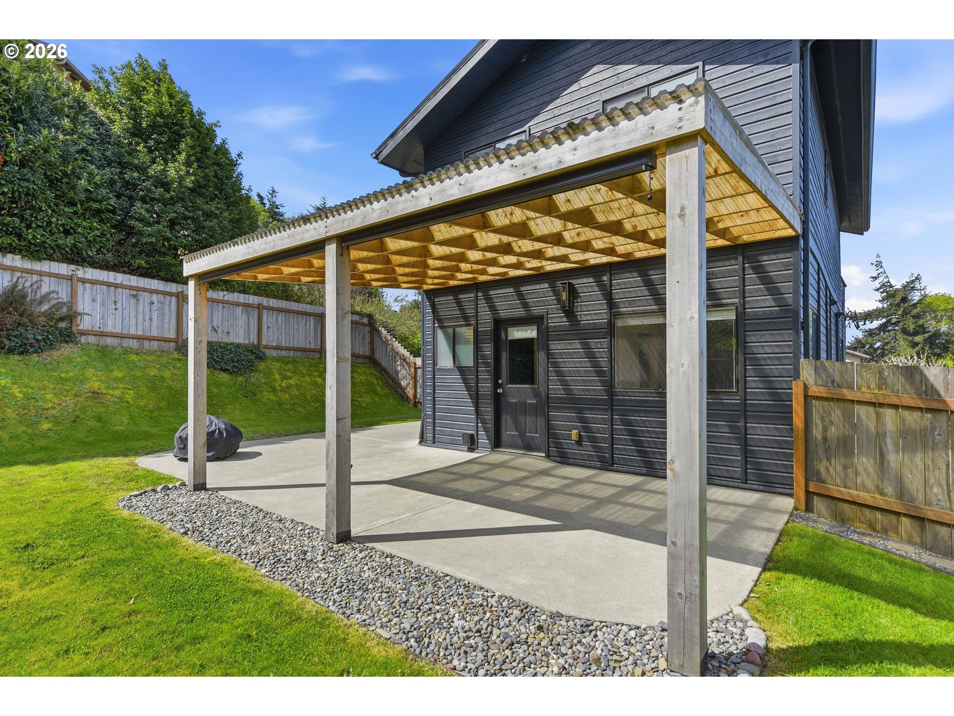 2149 HAMILTON ST, North Bend, OR, 97459