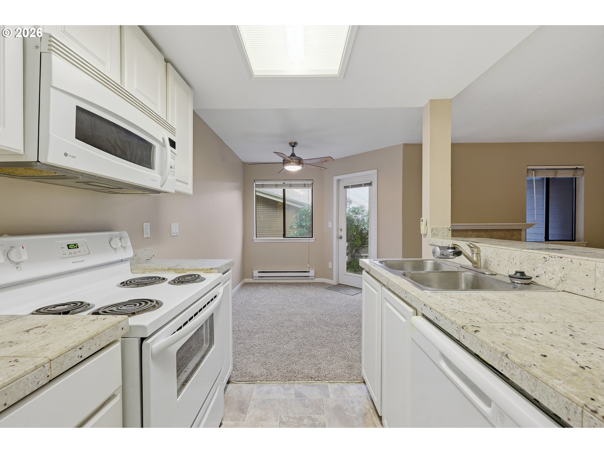 Photo #11: 524311960 Listing: Photo #11