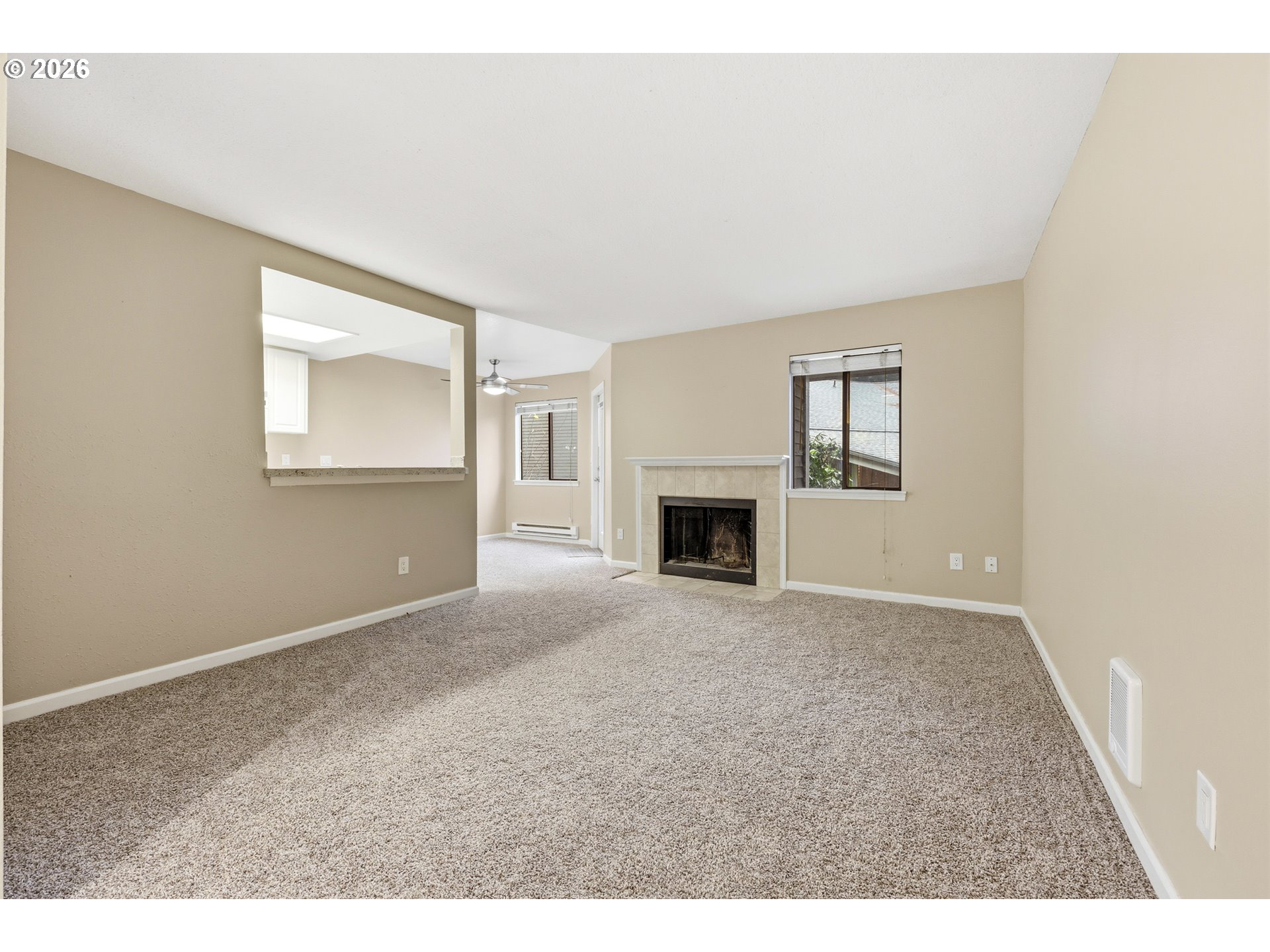 Photo #4: 524311960 Listing: Photo #4