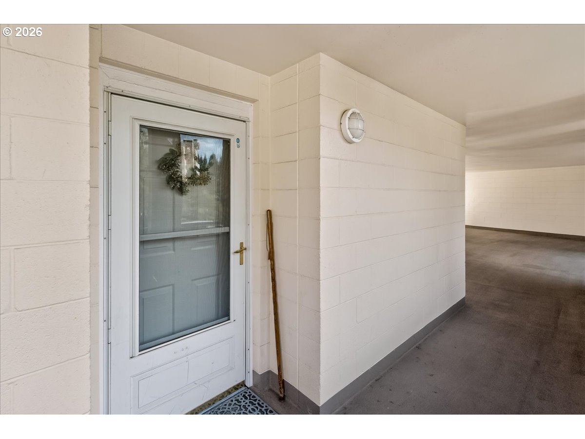 Photo #3: 524399825 Listing: Photo #3