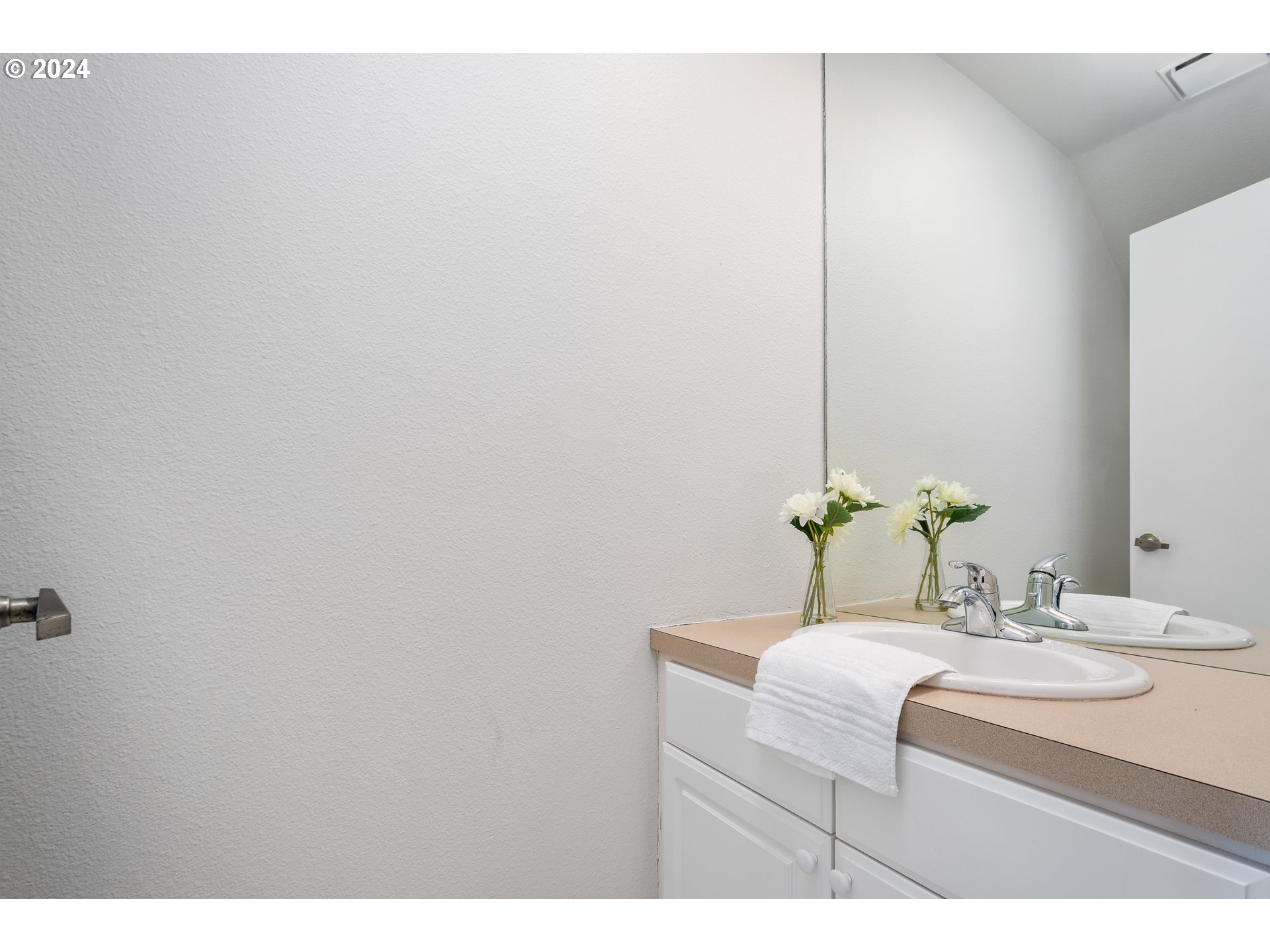 Photo #10: 524543263 Listing: Photo #10