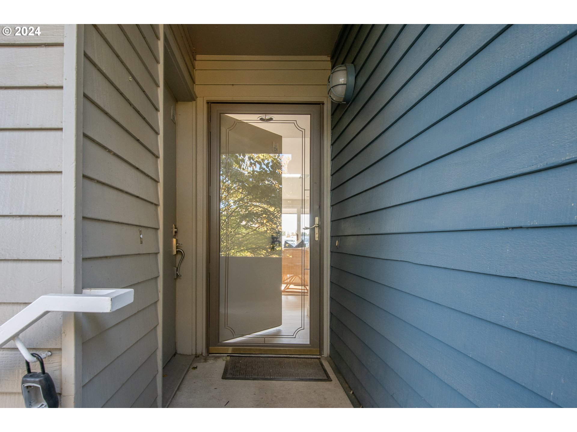 Photo #4: 524543263 Listing: Photo #4