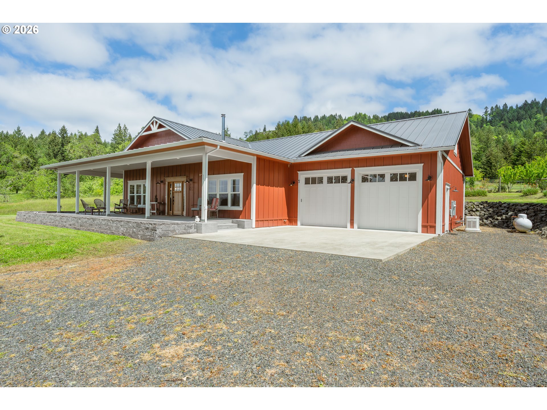1552 AZALEA DR