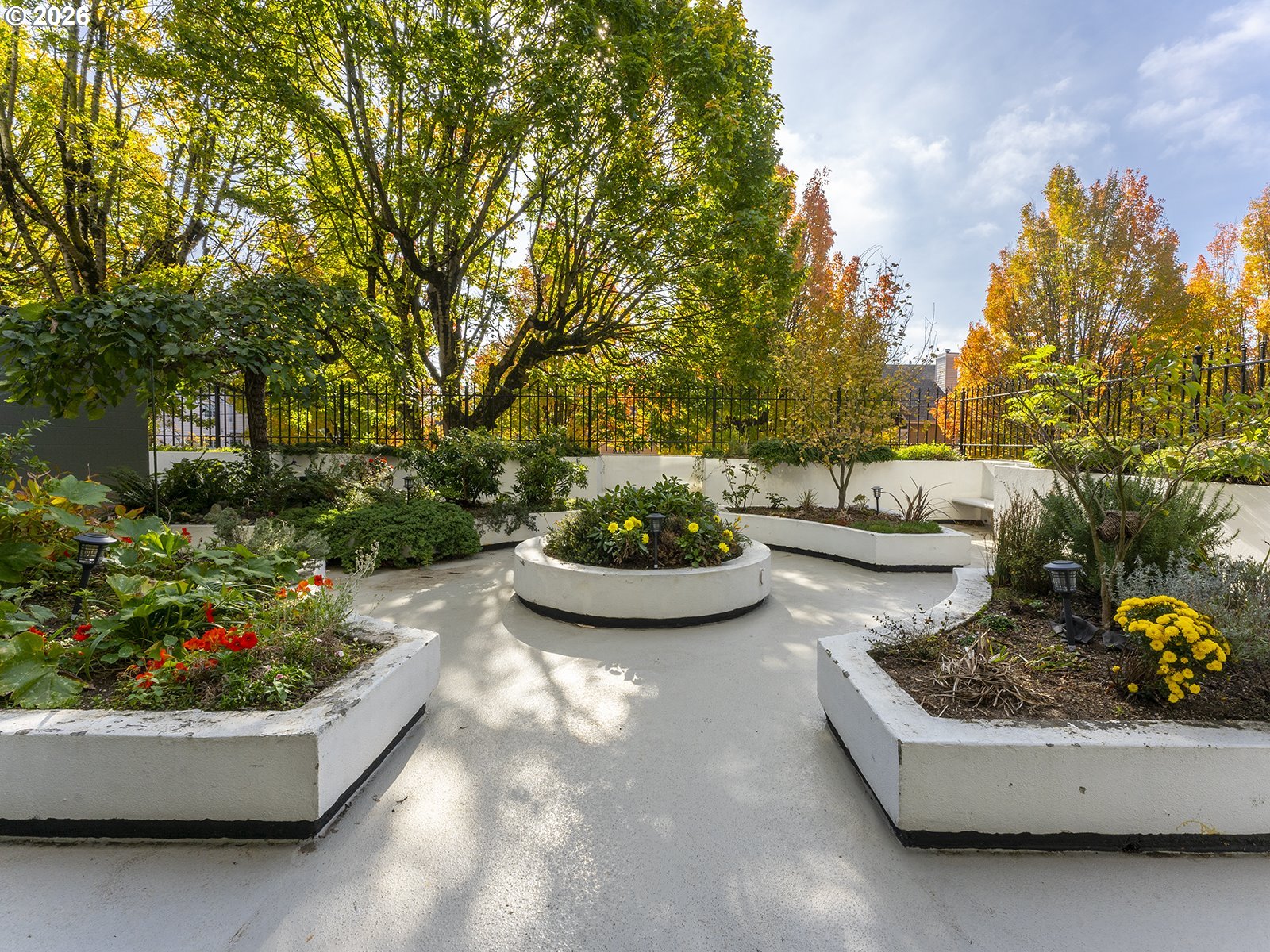 Photo #40: 525302011 Listing: Photo #40