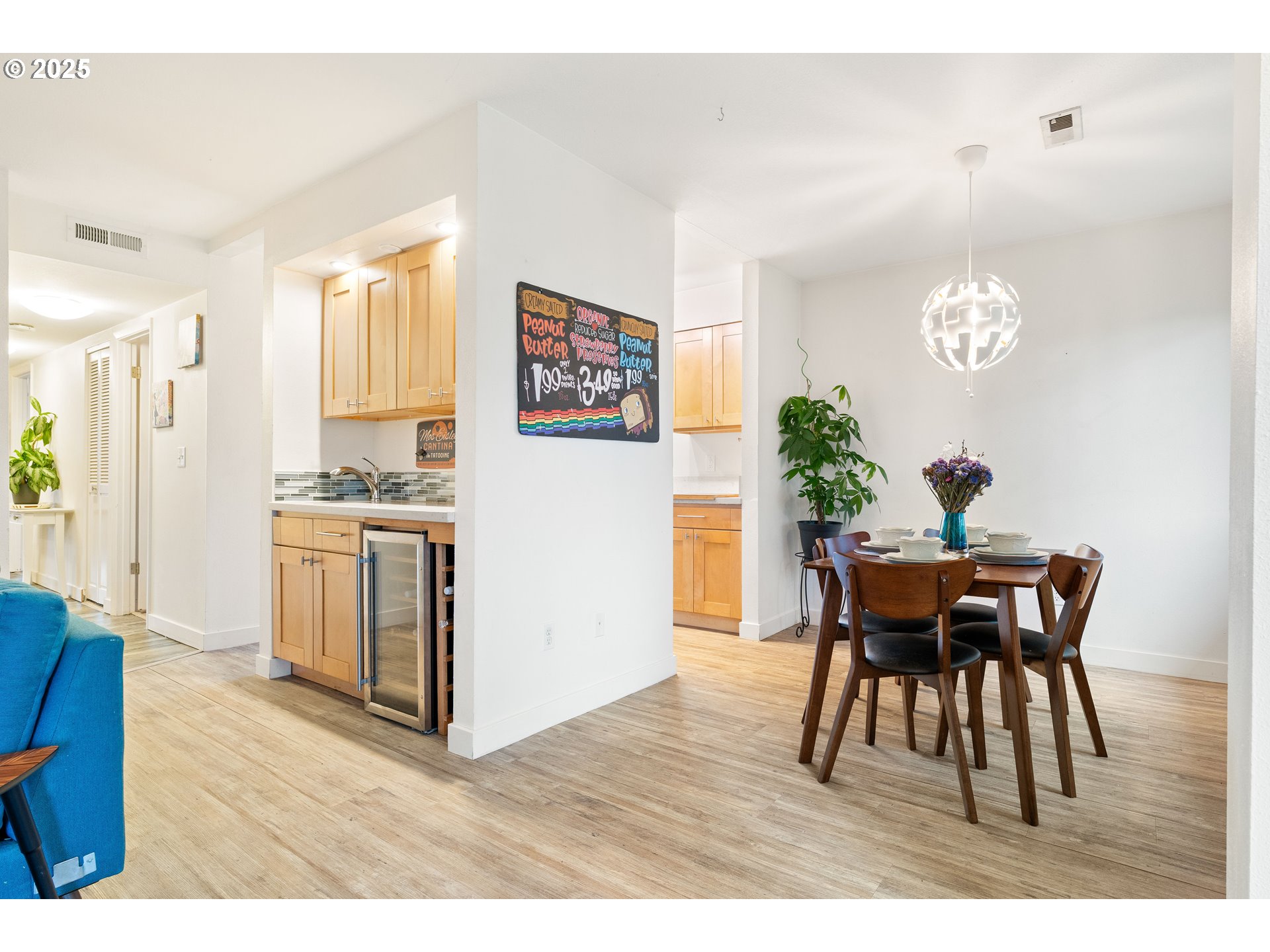 Photo #2: 526379219 Listing: Photo #2