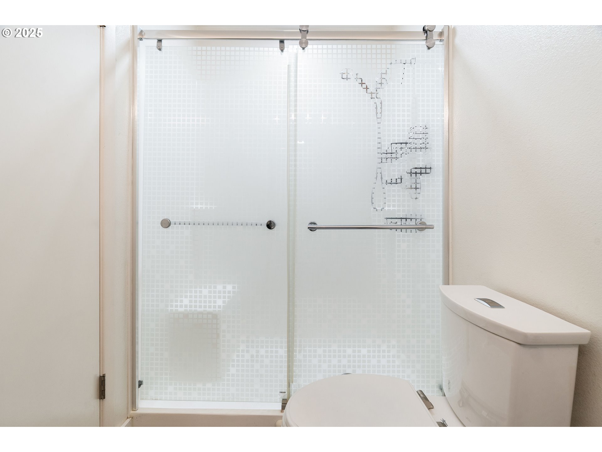 Photo #15: 526379219 Listing: Photo #15