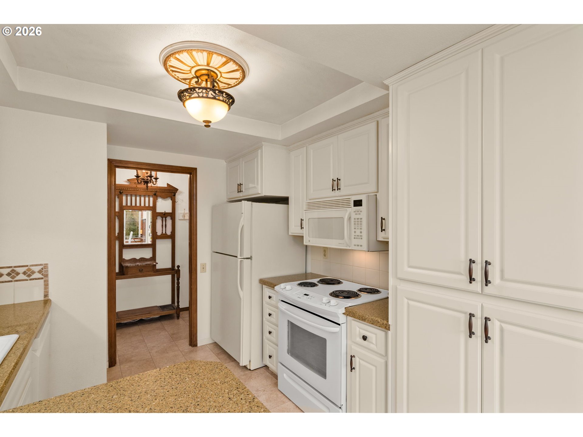 Photo #4: 526843810 Listing: Photo #4