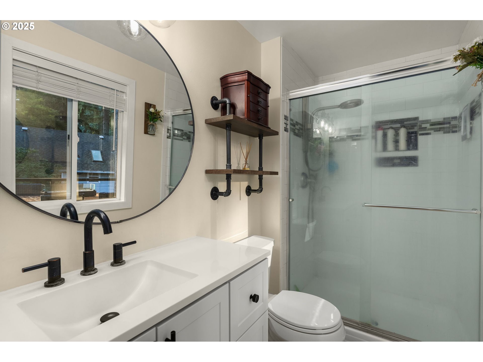 18863 INDIAN SPRINGS RD, Lake Oswego, OR, 97035