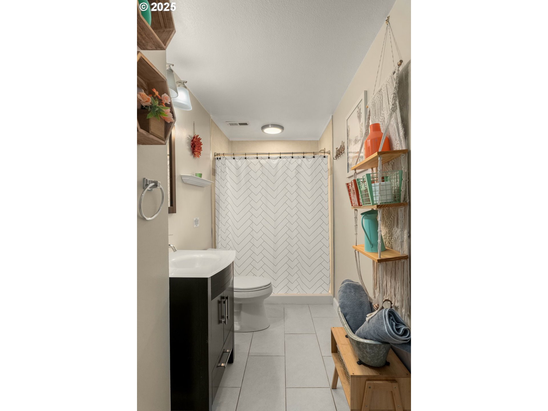 18863 INDIAN SPRINGS RD, Lake Oswego, OR, 97035