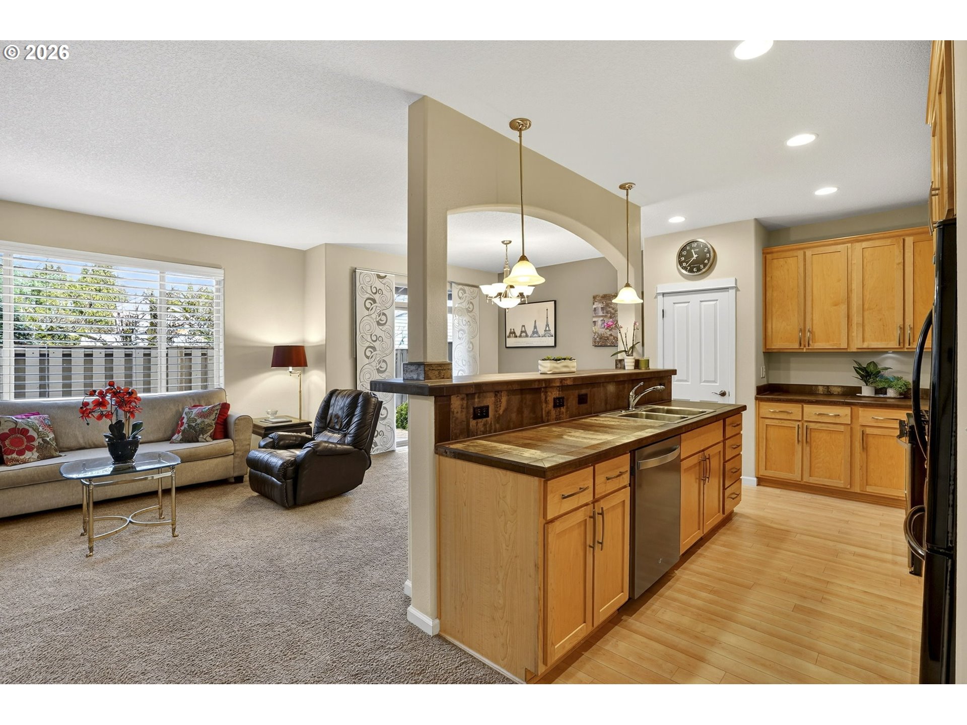 Photo #11: 527386848 Listing: Photo #11