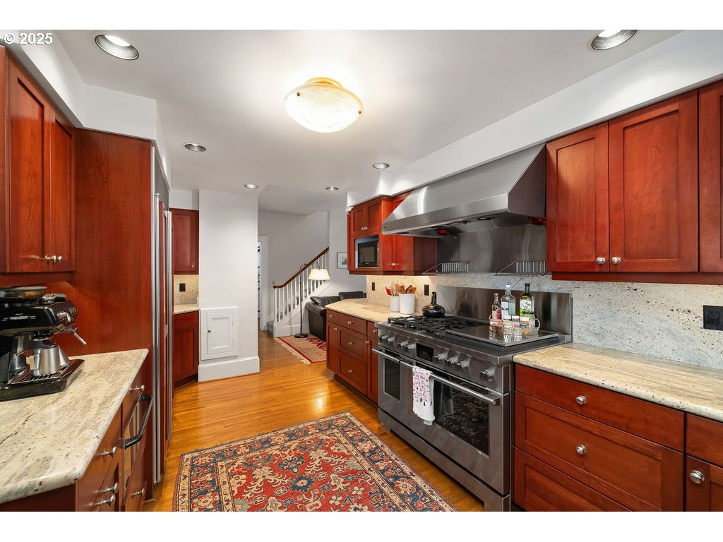 745 NW CULPEPPER TER, Portland, OR, 97210