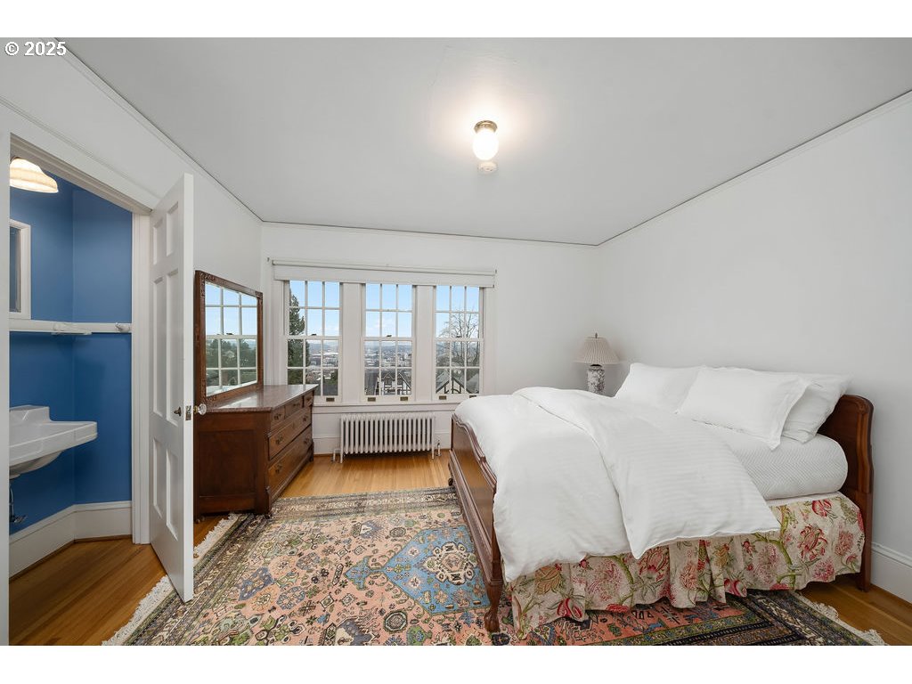 745 NW CULPEPPER TER, Portland, OR, 97210