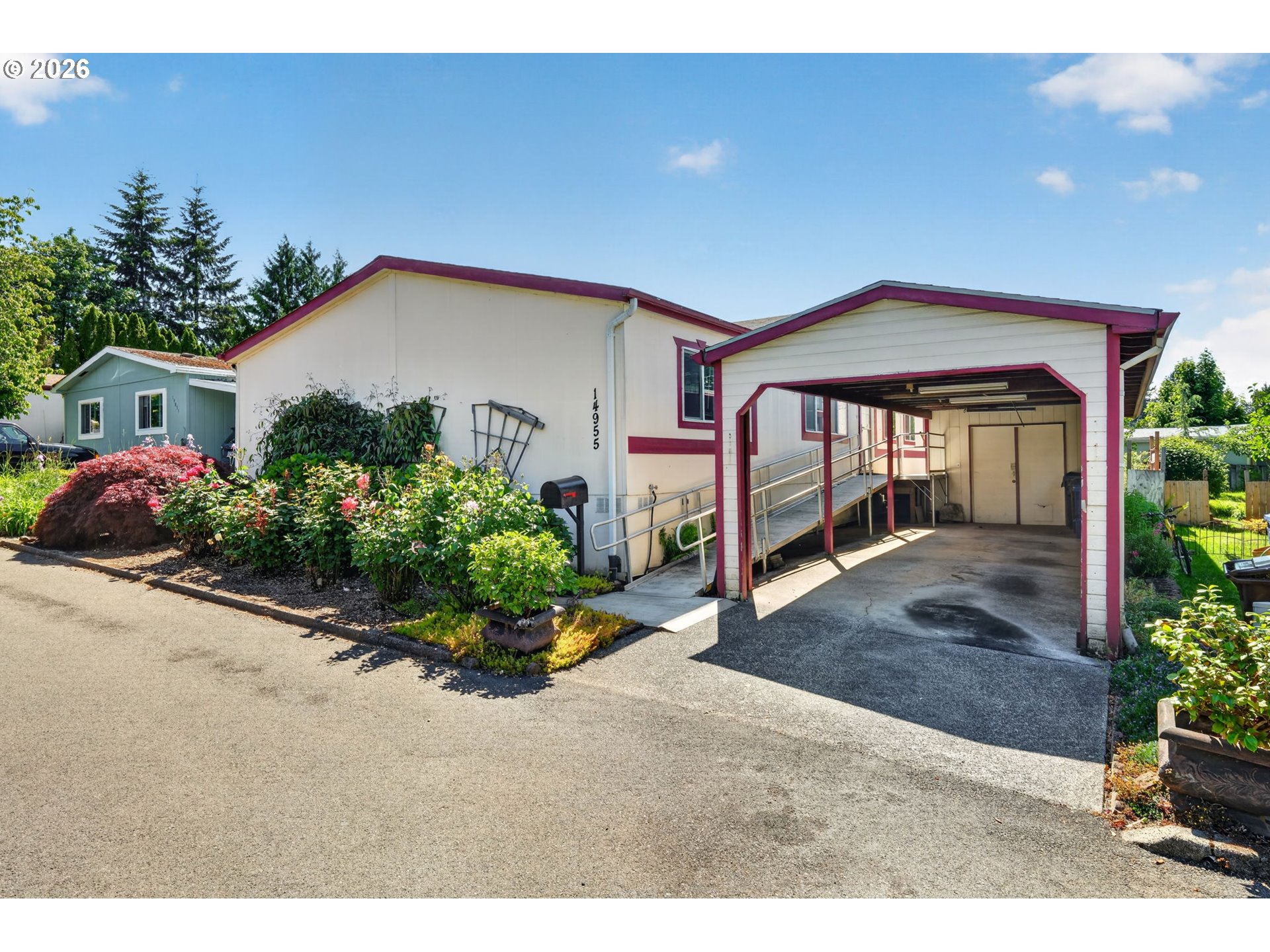Featured listings