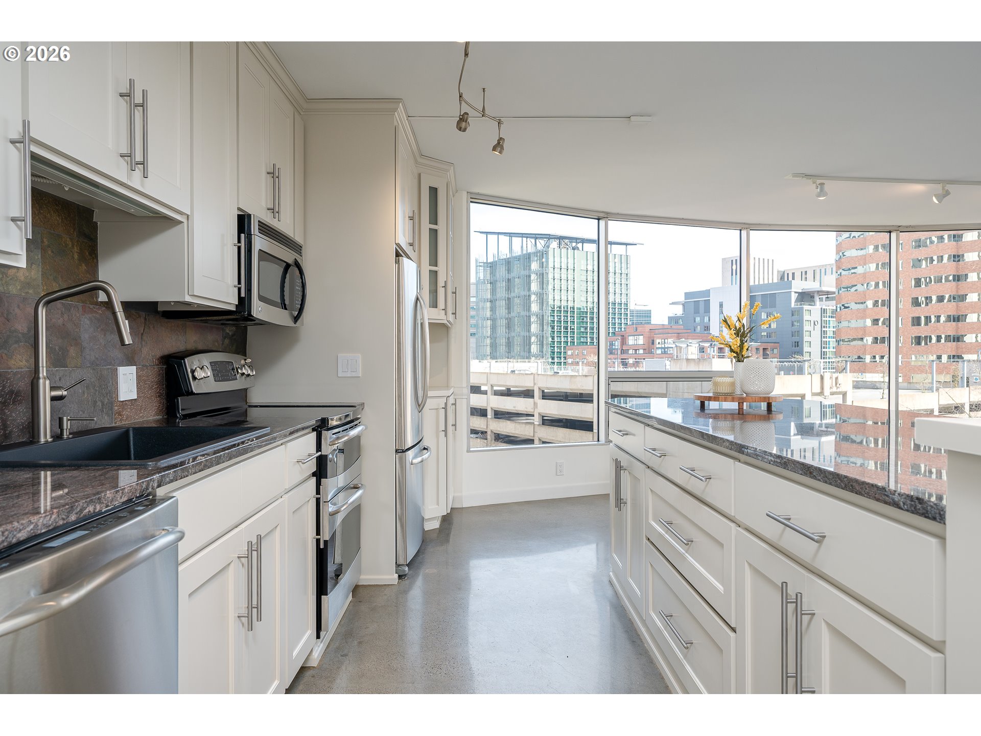 Photo #14: 529759361 Listing: Photo #14