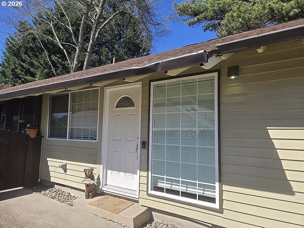 2149 HAMILTON ST, North Bend, OR, 97459