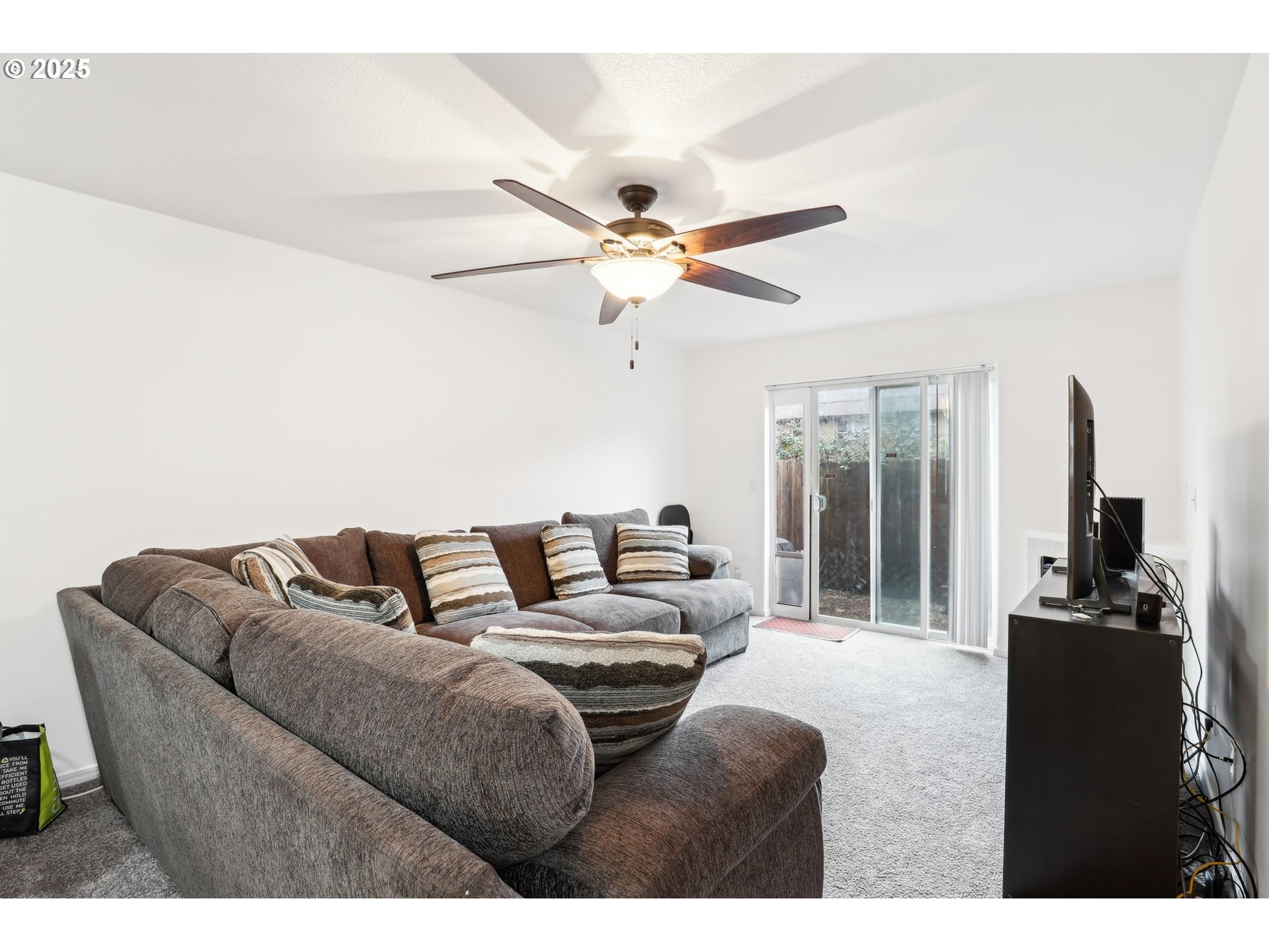 Photo #4: 530105004 Listing: Photo #4