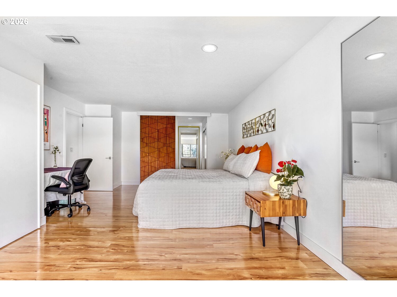 Photo #11: 530334718 Listing: Photo #11