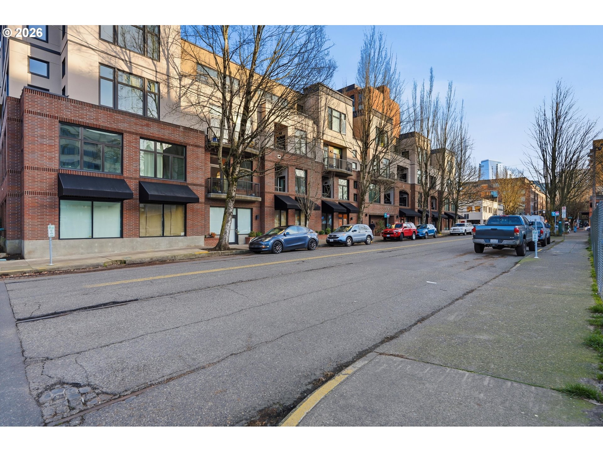 Photo #2: 530383191 Listing: Photo #2