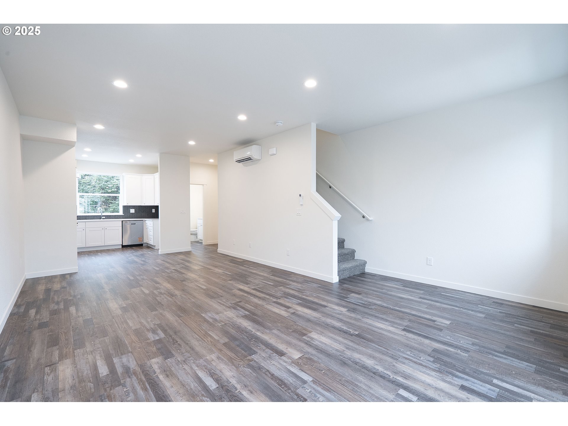 Photo #10: 531466984 Listing: Photo #10