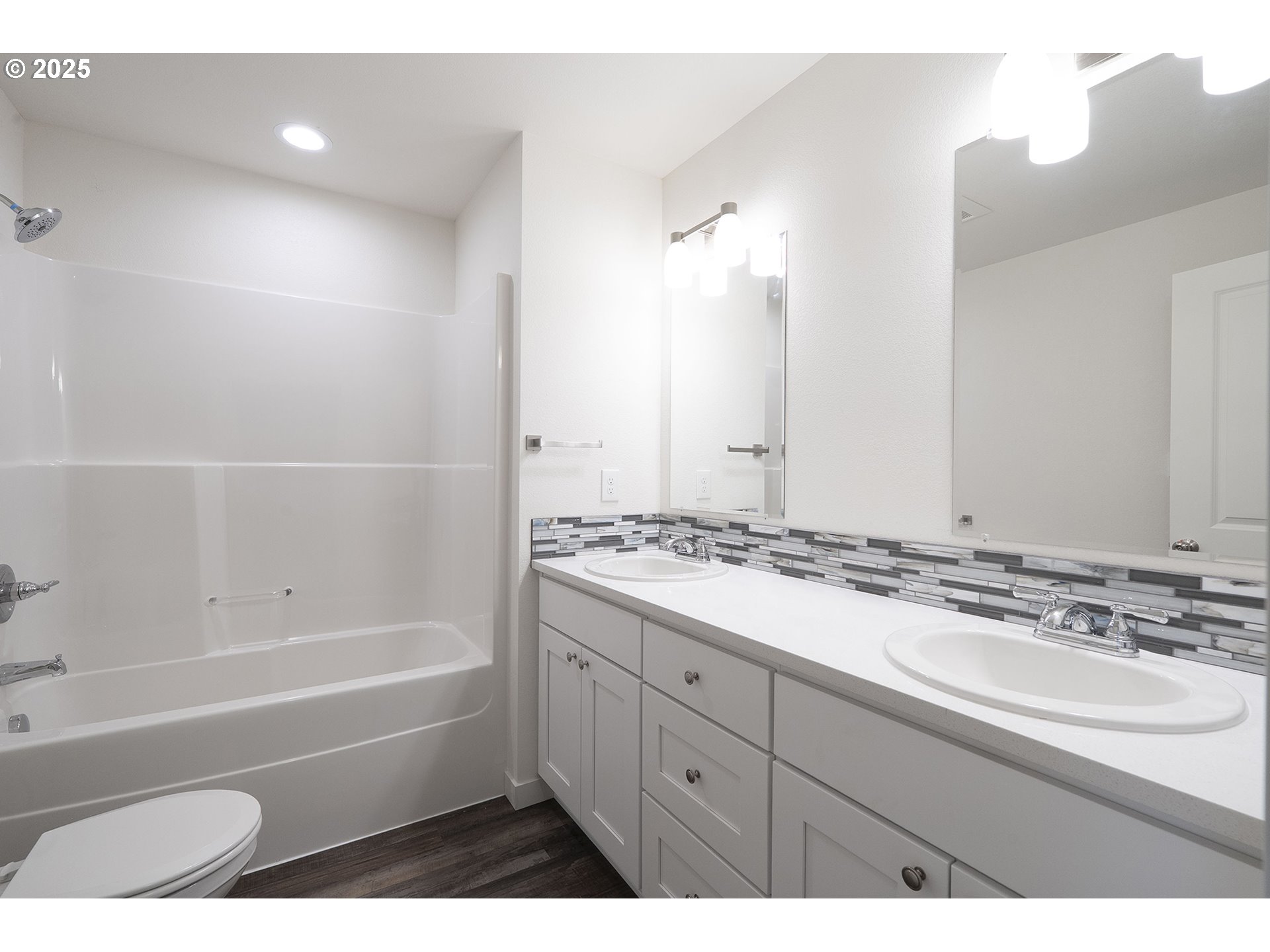 Photo #15: 531466984 Listing: Photo #15