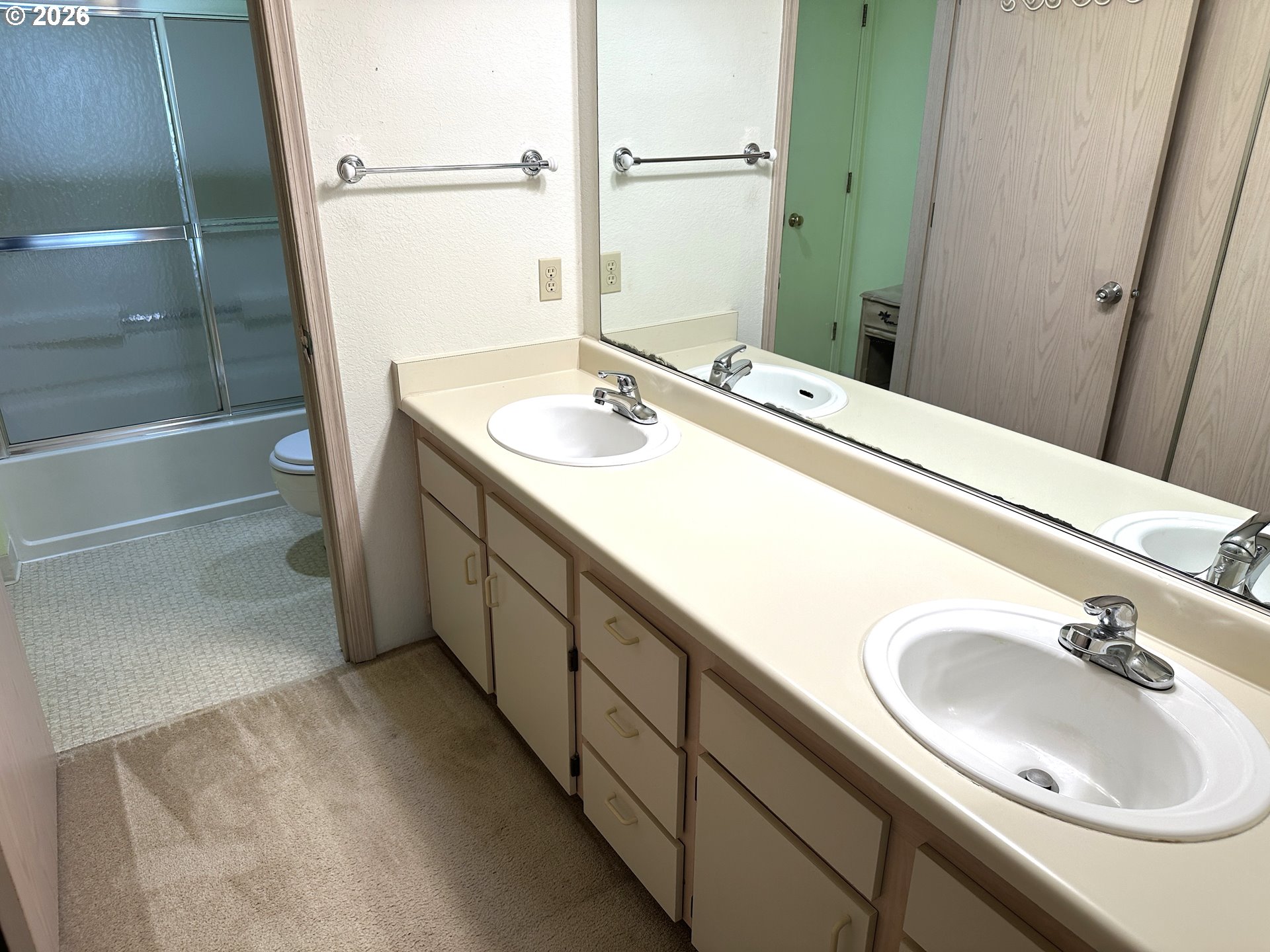 5059 FOOTHILLS DR UNIT D (112), Lake Oswego, OR, 97034