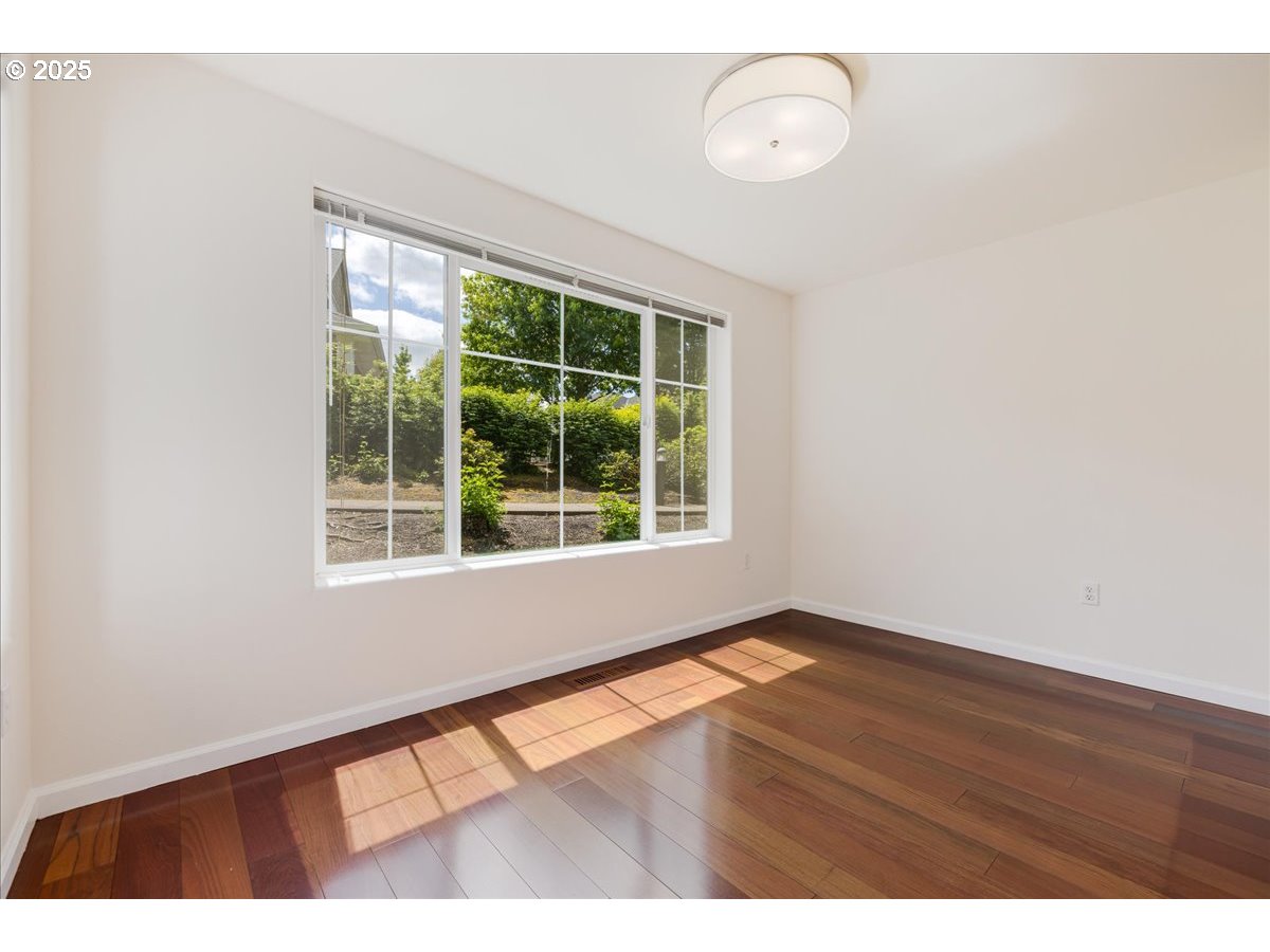 Photo #12: 532863128 Listing: Photo #12