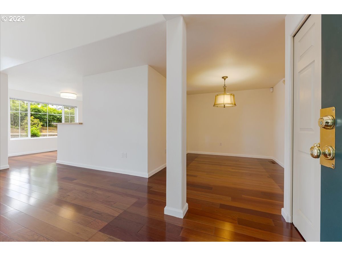 Photo #7: 532863128 Listing: Photo #7