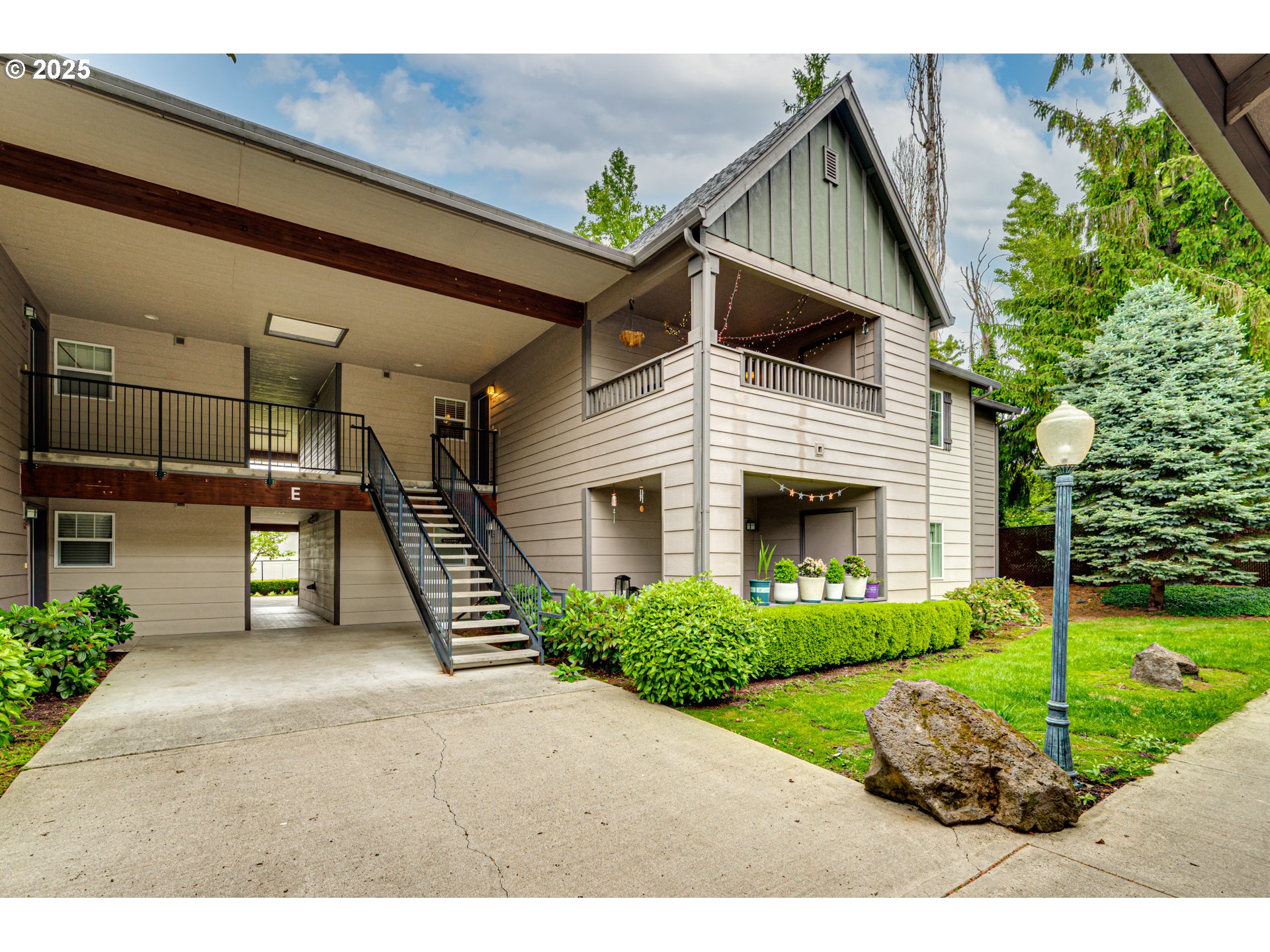 Primary Photo for MLS#: 533094453