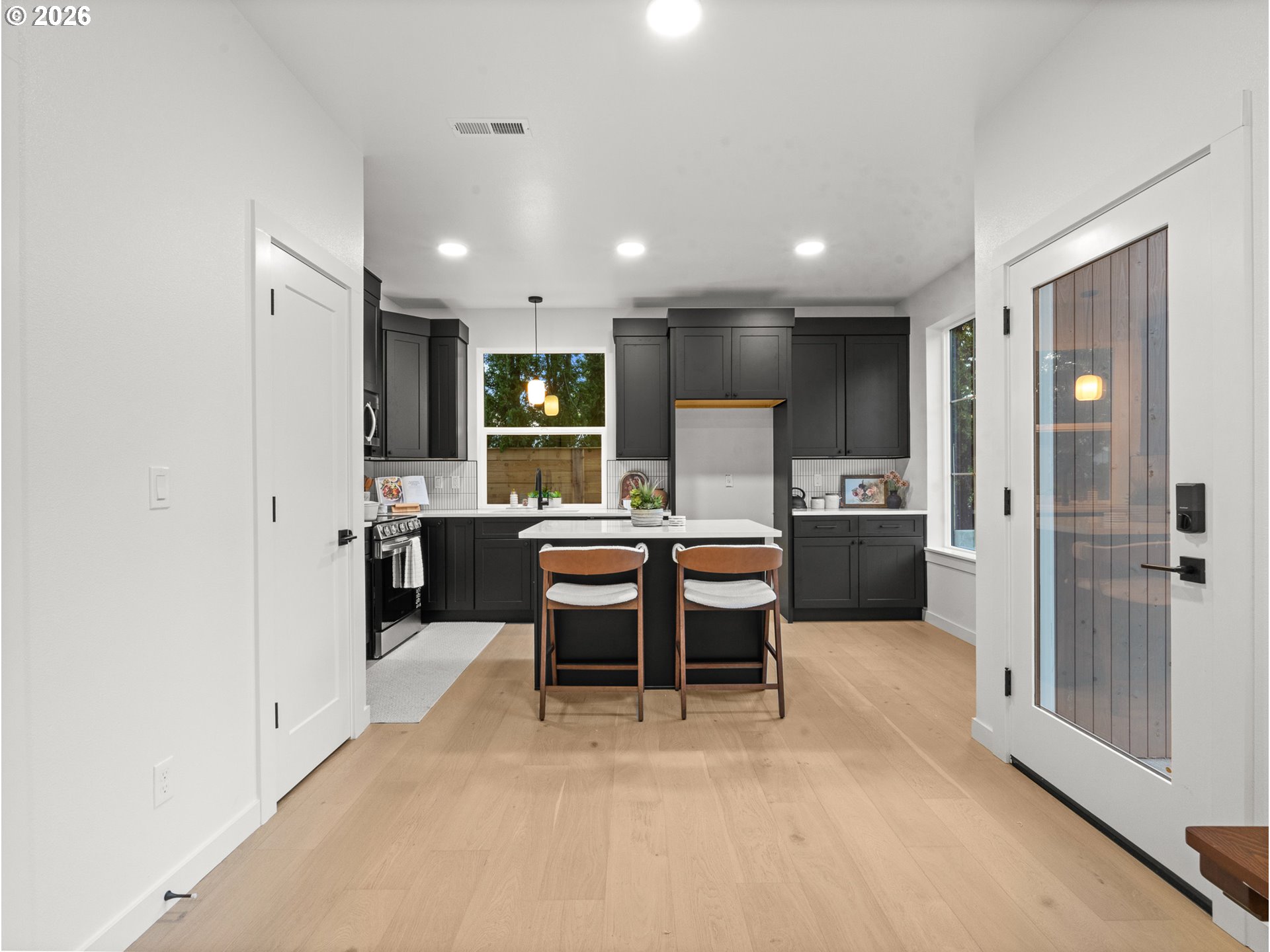 Photo #3: 533223526 Listing: Photo #3