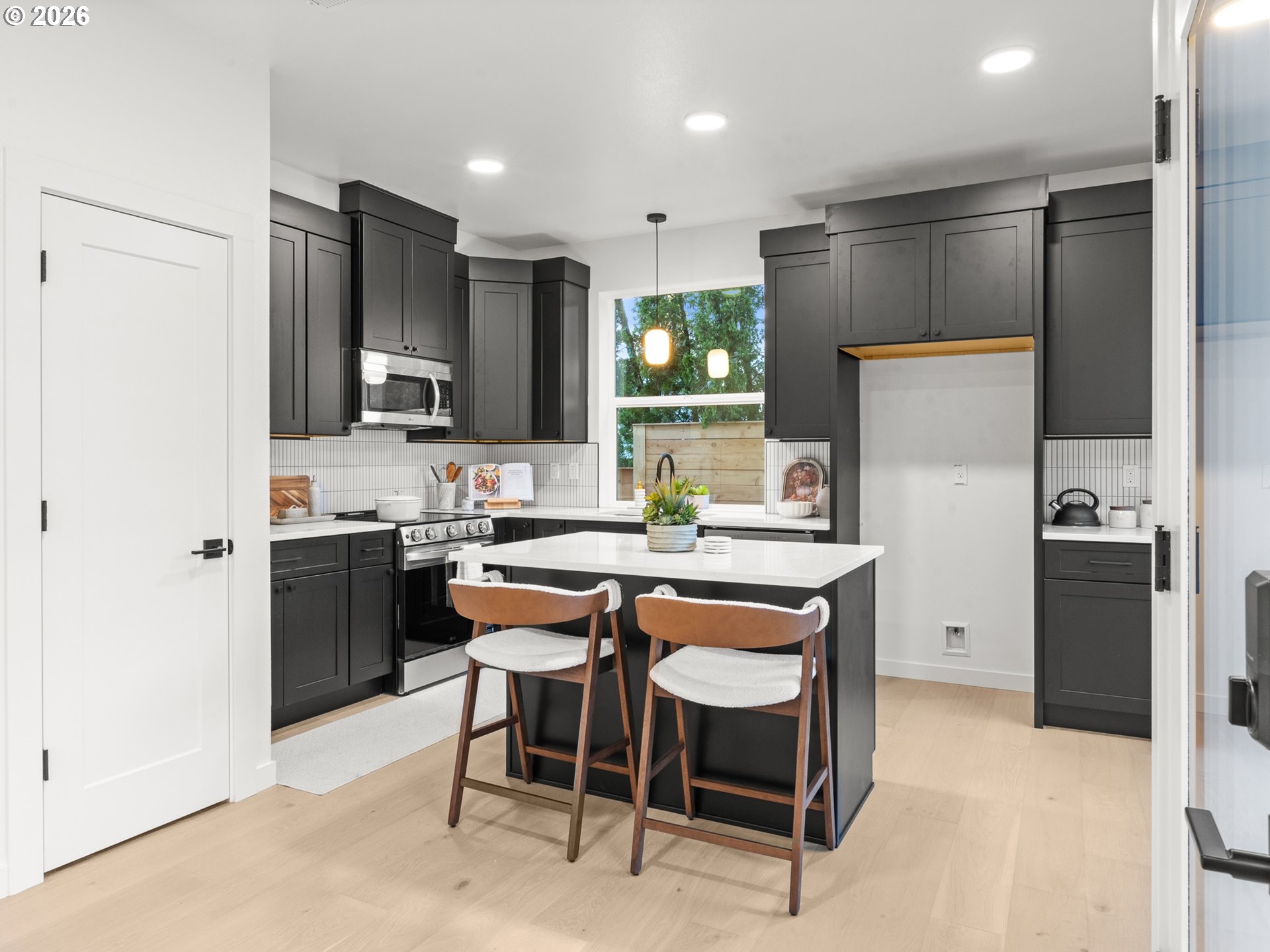 Photo #4: 533223526 Listing: Photo #4