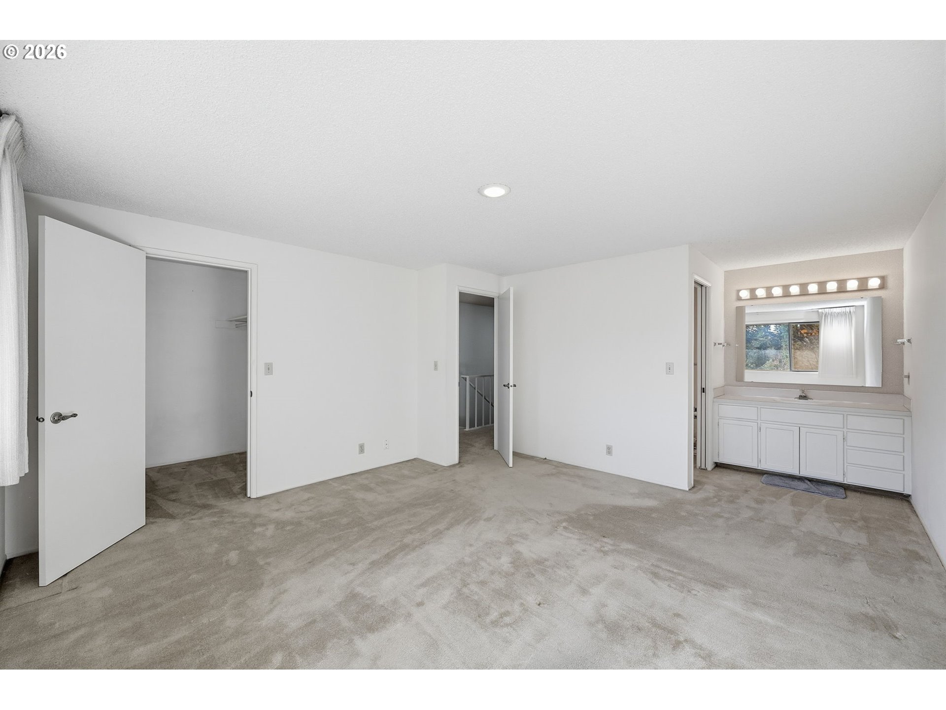 2281 RIDGEWAY DR, Eugene, OR, 97401