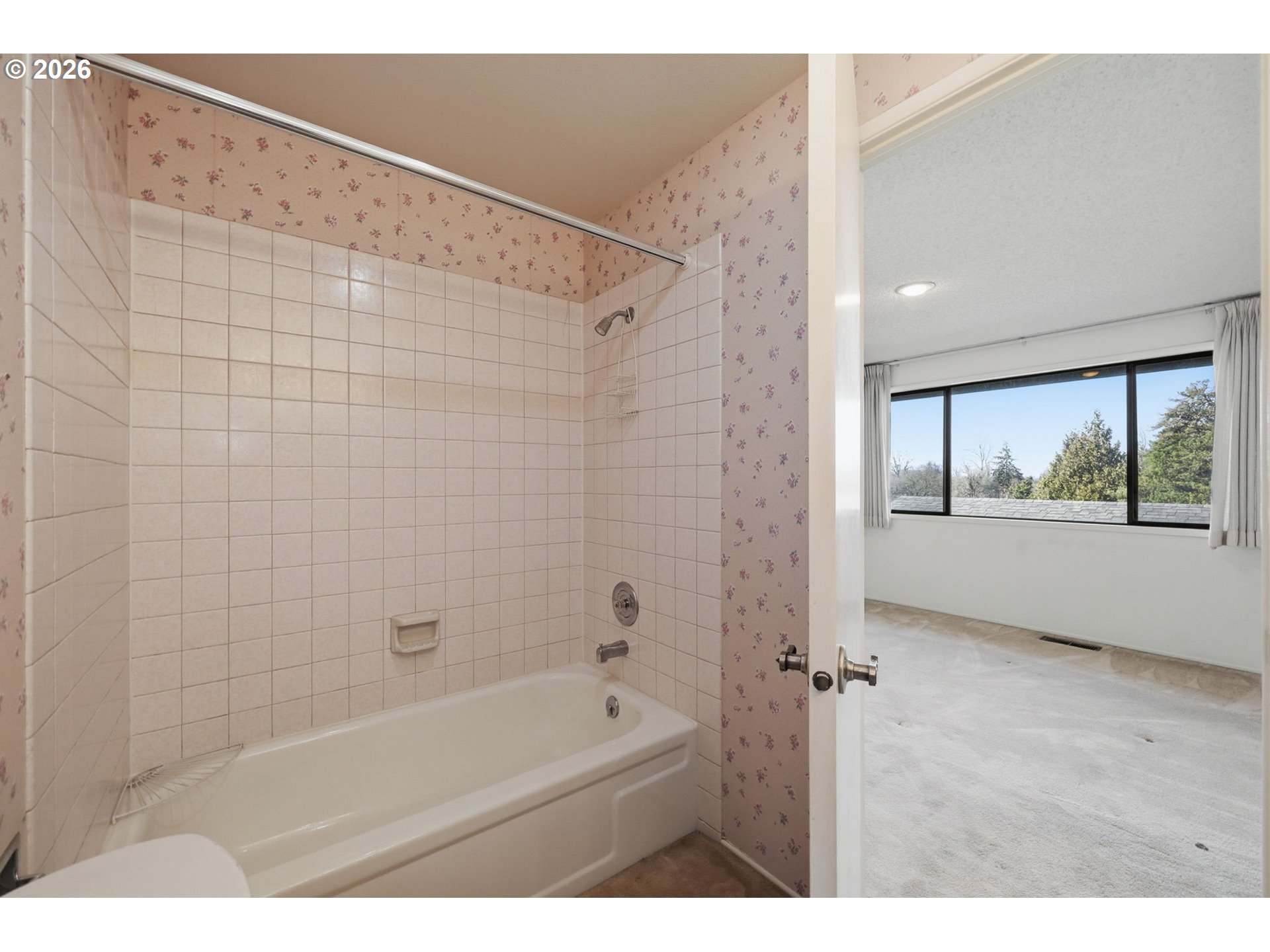 2281 RIDGEWAY DR, Eugene, OR, 97401