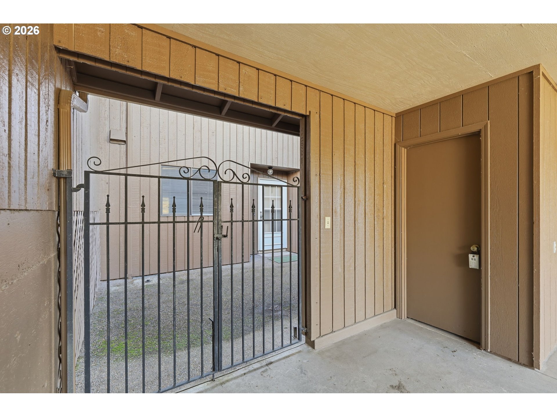 2281 RIDGEWAY DR, Eugene, OR, 97401