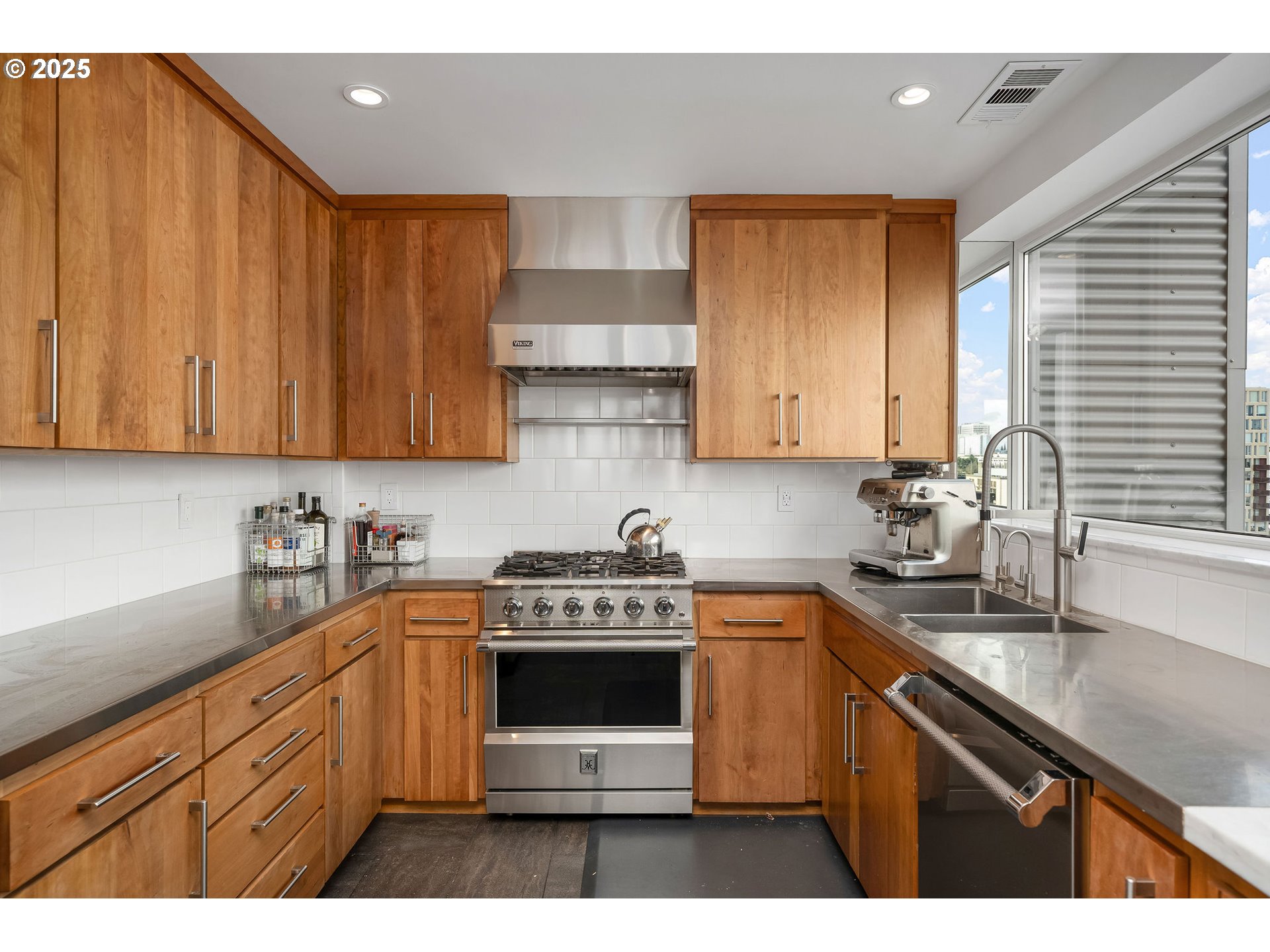 Photo #16: 535037017 Listing: Photo #16