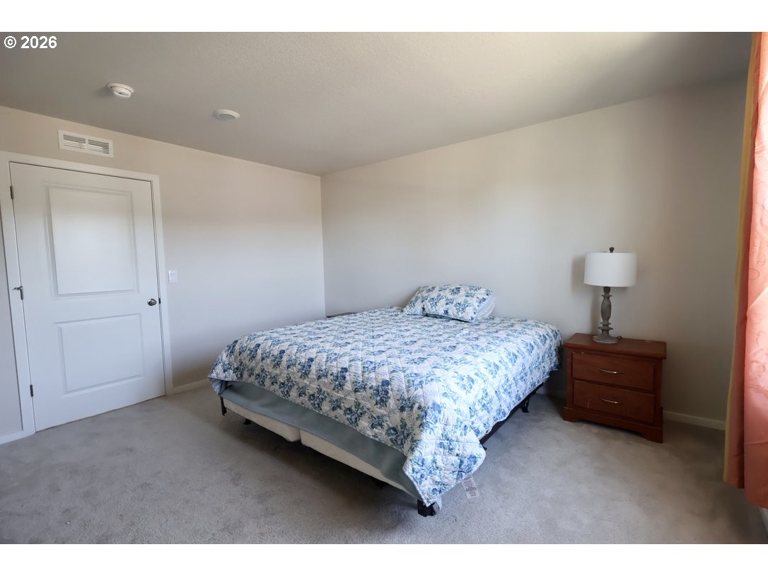 Property photo 6 of 14