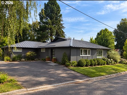 1414 C ST, Hood River, OR 97031, Hood River